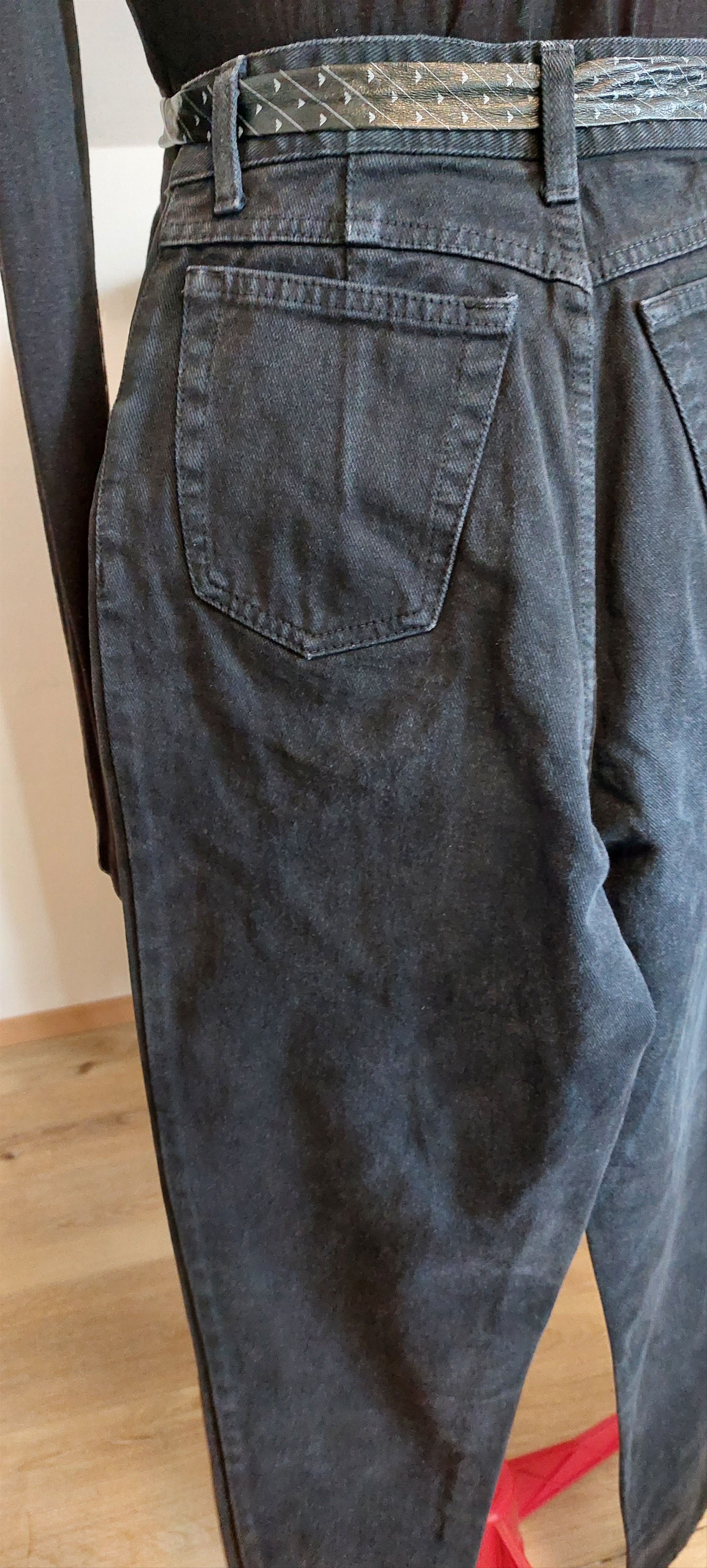 Trussardi Banana Fit Jeans – W29 (Small Fit)