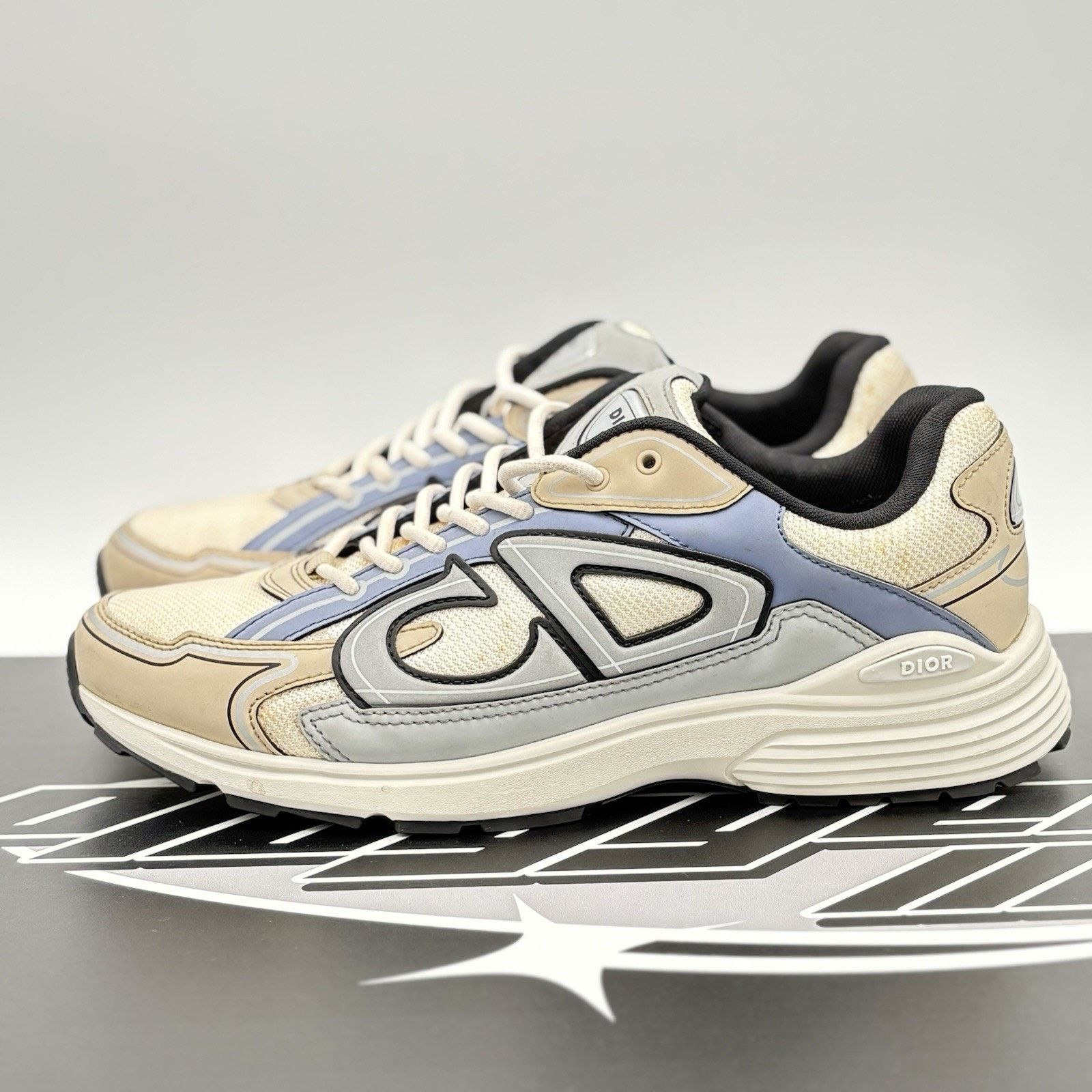 Dior Dior B30 Reflective Sneaker ' Beige Blue ' | SUPER CLEAN Size US 11 / EU 44 - 1 Thumbnail