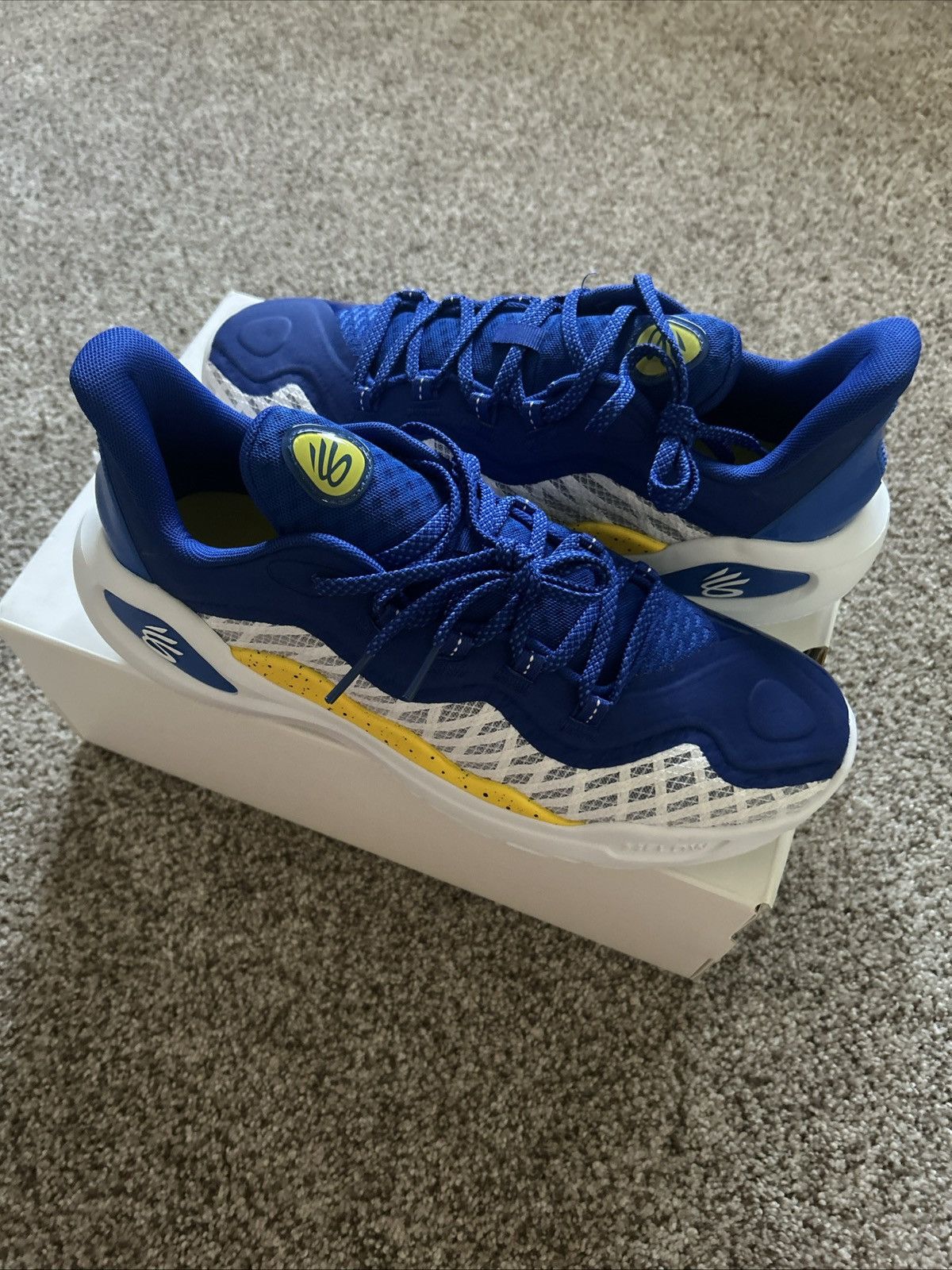 Under Armour Curry 11 Dub Nation Size US 10.5 / EU 43-44 - 2 Thumbnail