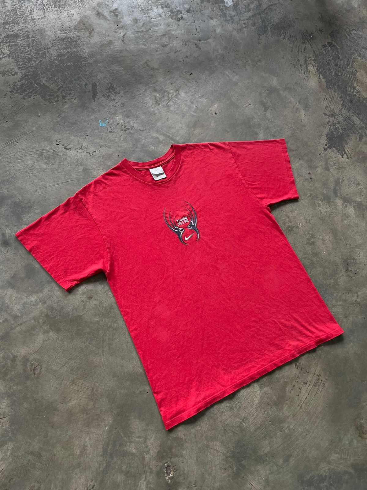 Nike Vintage Nike Tuned Air Tee Size US XL / EU 56 / 4 - 4 Thumbnail