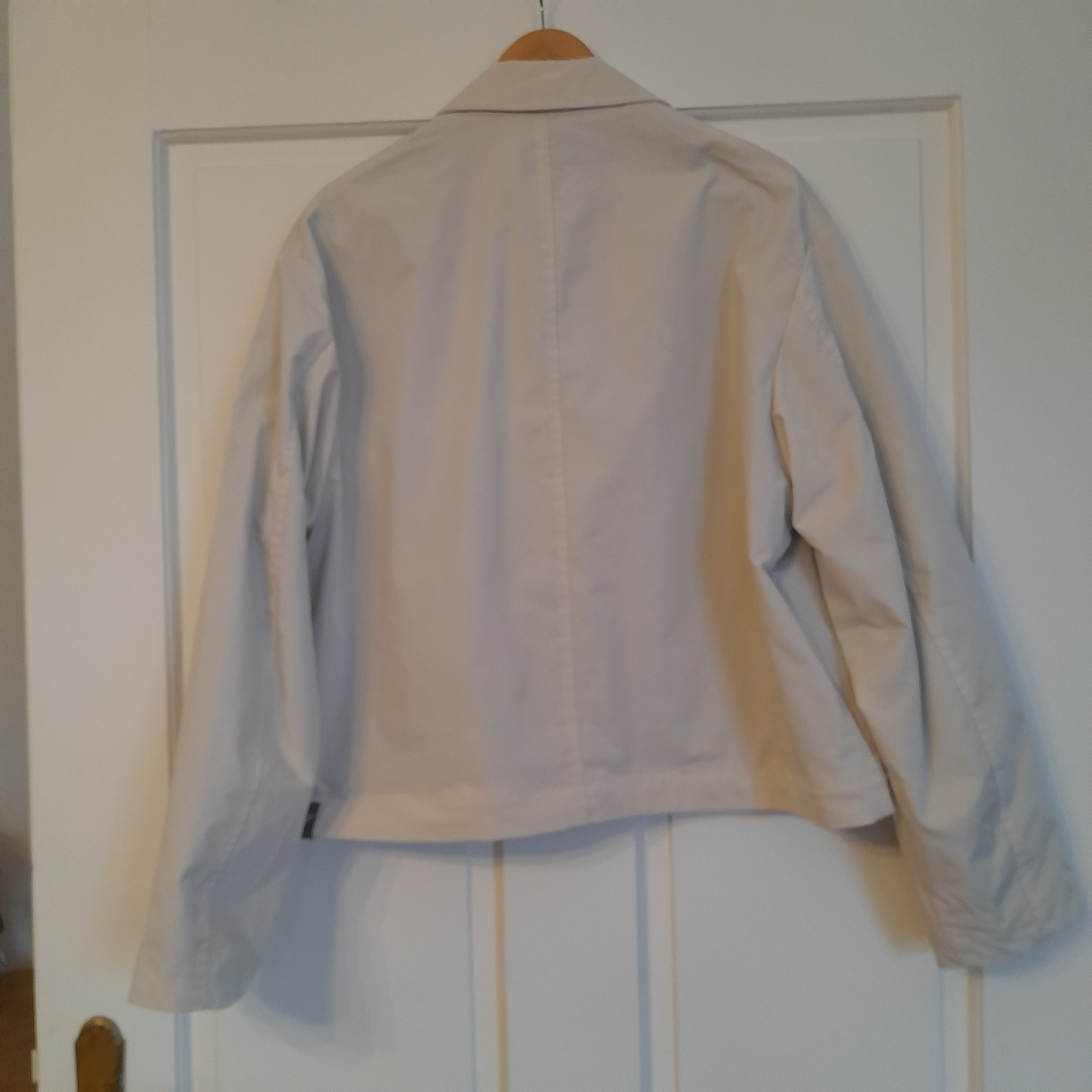 Emporio Armani coat and jacket Size US M / EU 48-50 / 2 - 2 Thumbnail