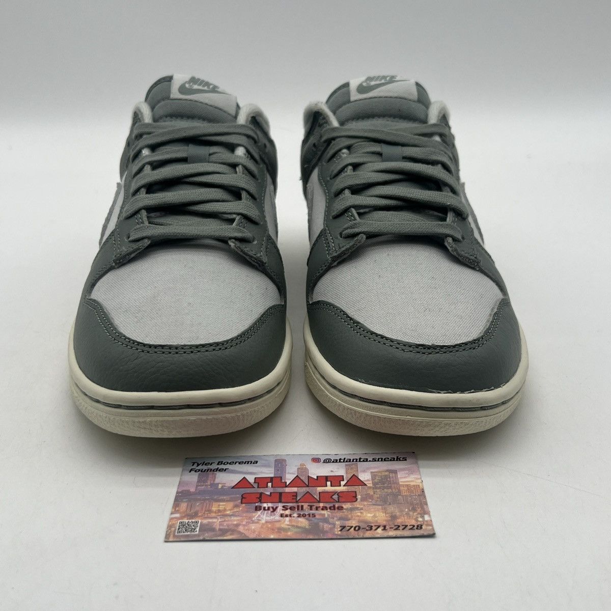 Nike Nike dunk low mica green Size US 8 / EU 41 - 2 Thumbnail