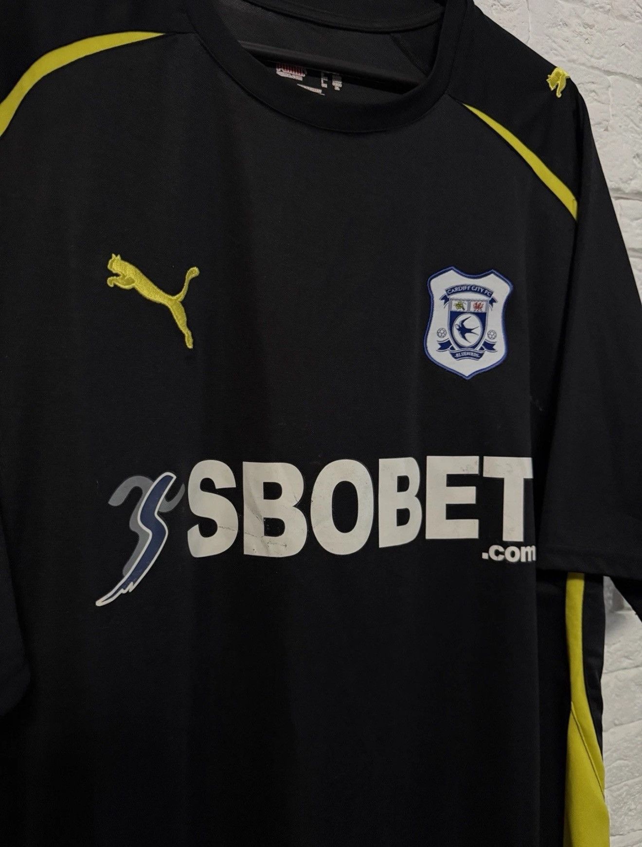 Puma Puma Cardiff City 10/11 Away Jersey Football Shirt Sz XL Size US XL / EU 56 / 4 - 2 Thumbnail
