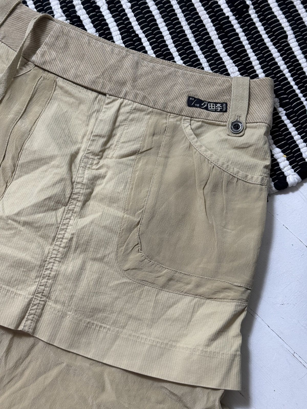 Diesel VINTAGE DIESEL 2000s AVANT GARDE MIDI SKIRT Size 25" / US 0 / IT 36 - 2 Thumbnail