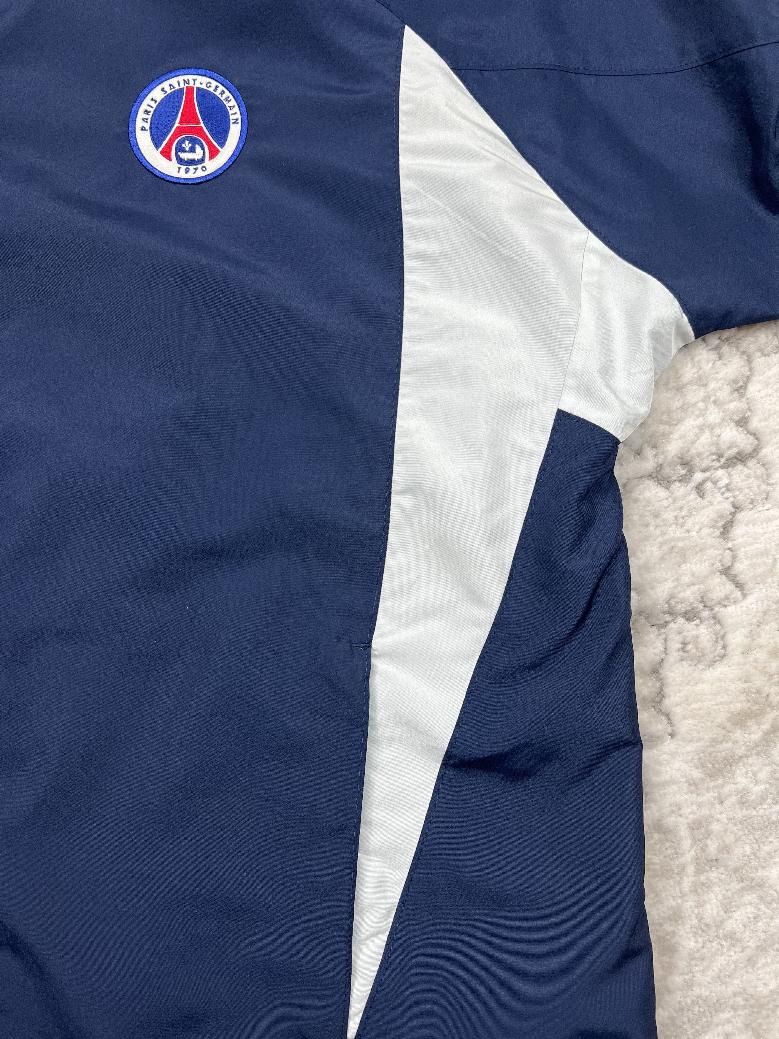 Nike × Vintage Vintage Nike x PSG Windbreaker Jacket Y2K XL Size US XL / EU 56 / 4 - 9 Thumbnail