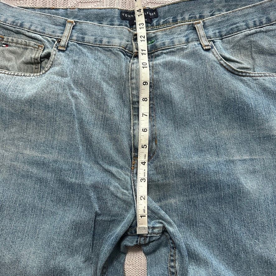 Tommy Hilfiger Tommy Hilfiger relaxed fit straight leg jeans size 40 Size US 40 / EU 56 - 8 Thumbnail