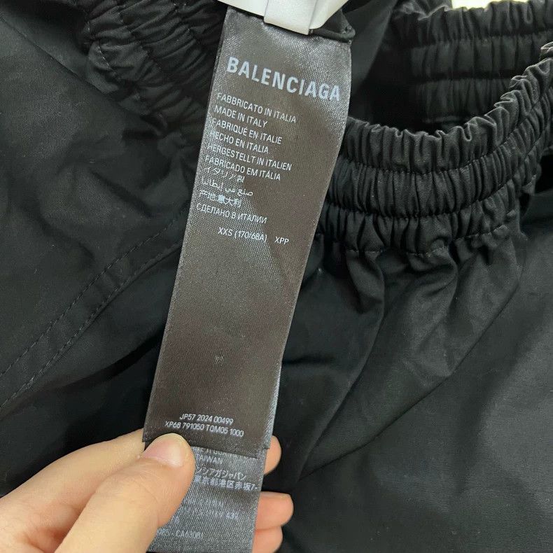 Balenciaga Balenciaga size XXS Black elastic waist trousers Size US 26 / EU 42 - 4 Thumbnail