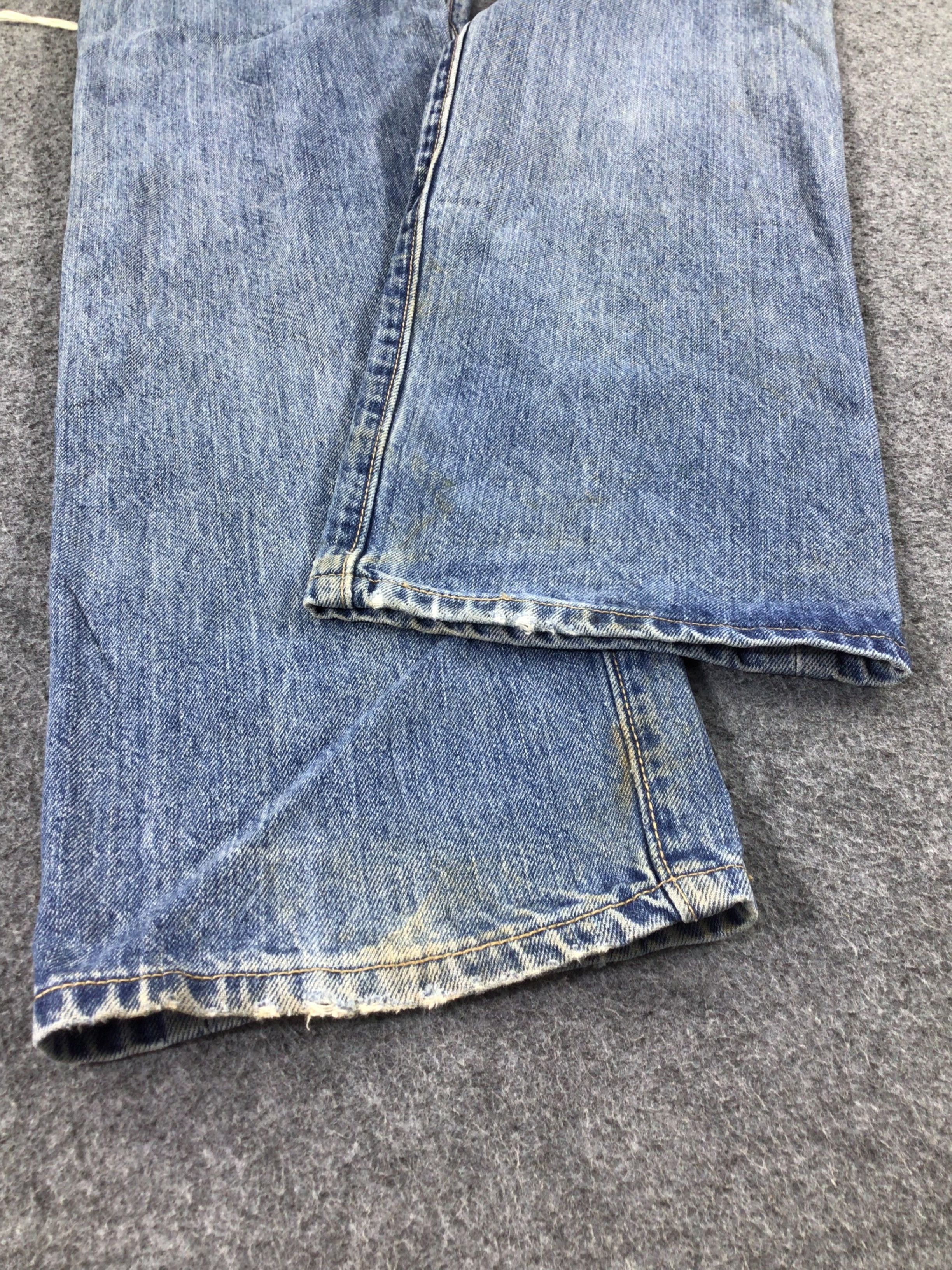 Levi's × Vintage Vintage Levis 501 Jeans Distressed-J823 Size US 35 - 6 Thumbnail