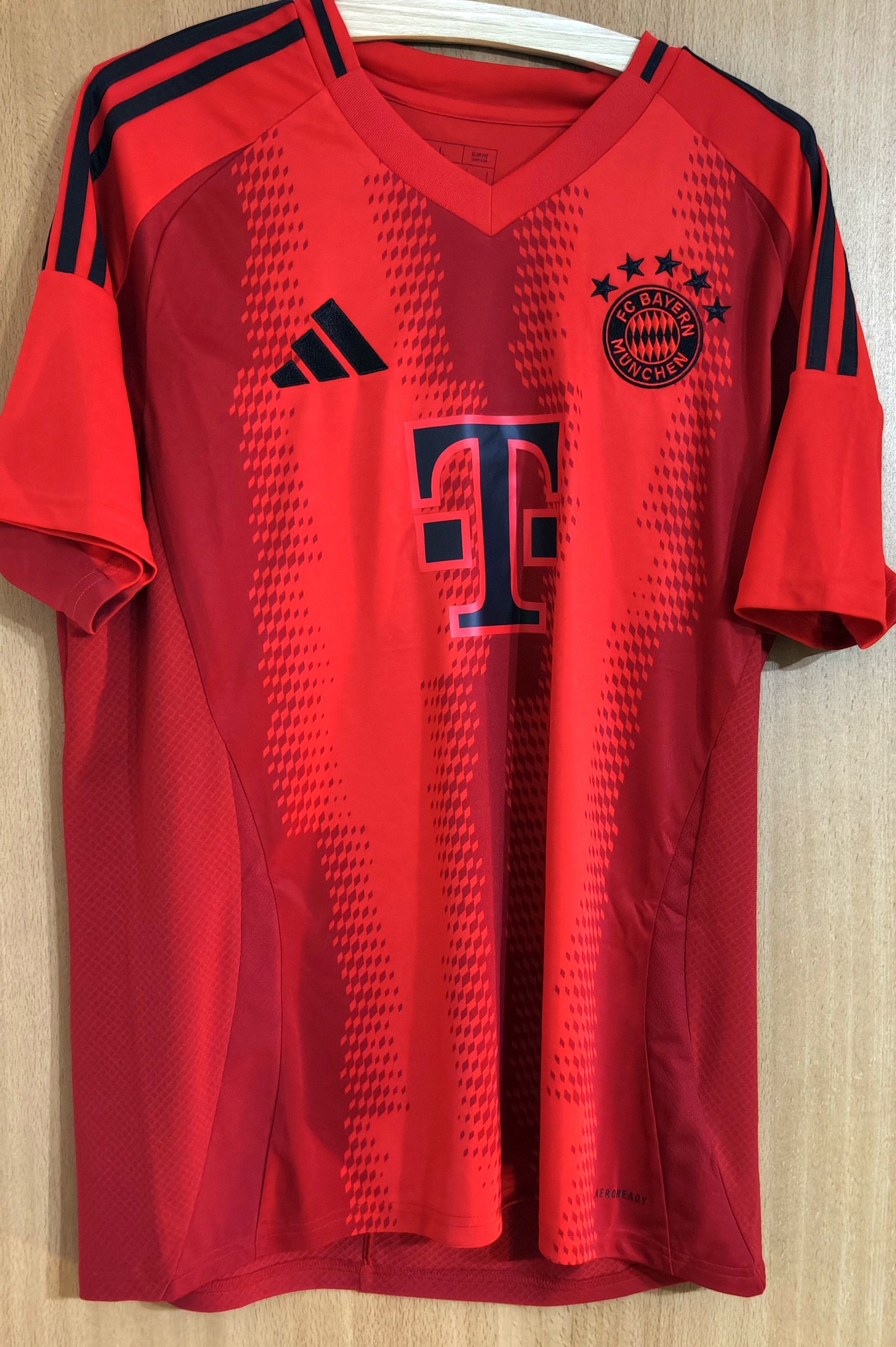 Adidas FC Bayern Munich Adidas IT8511 jersey Size US L / EU 52-54 / 3 - 1 Thumbnail