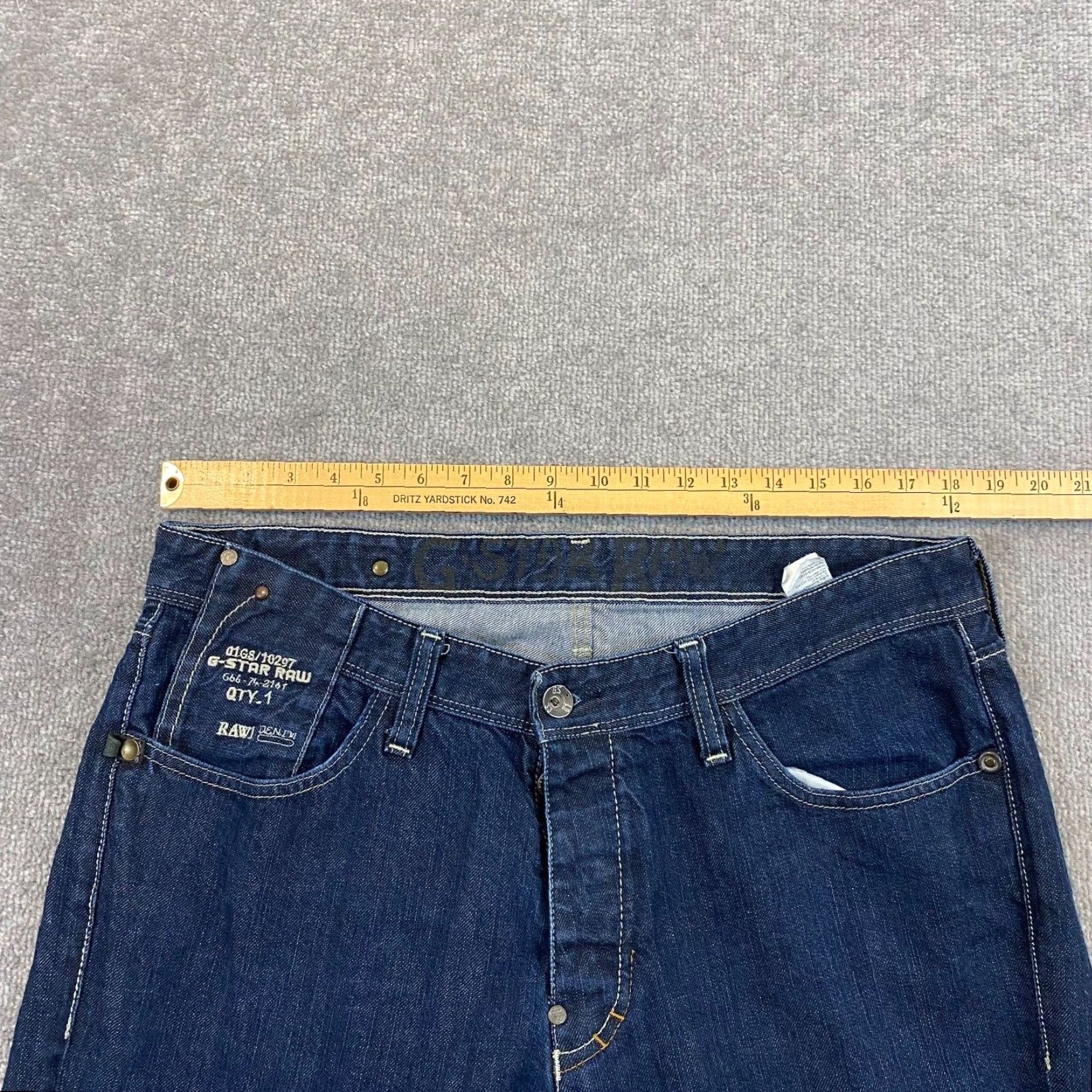G-Star G-STAR Reese Classic Jeans Mens 38x34 Straight Blue Dark Wash Denim Button Fly Size US 38 / EU 54 - 4 Thumbnail