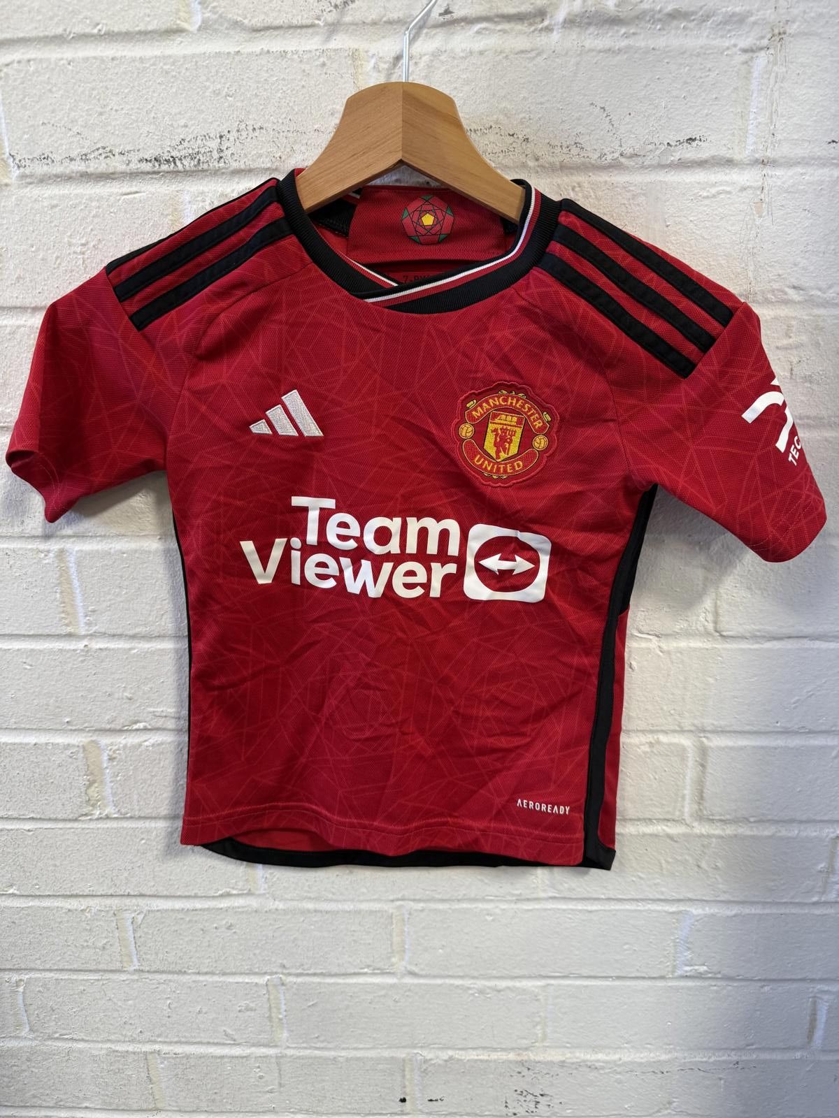 Adidas Manchester United Rashford #10 Kids Soccer Jersey 4-5 Years Size US XS / EU 42 / 0 - 1 Thumbnail