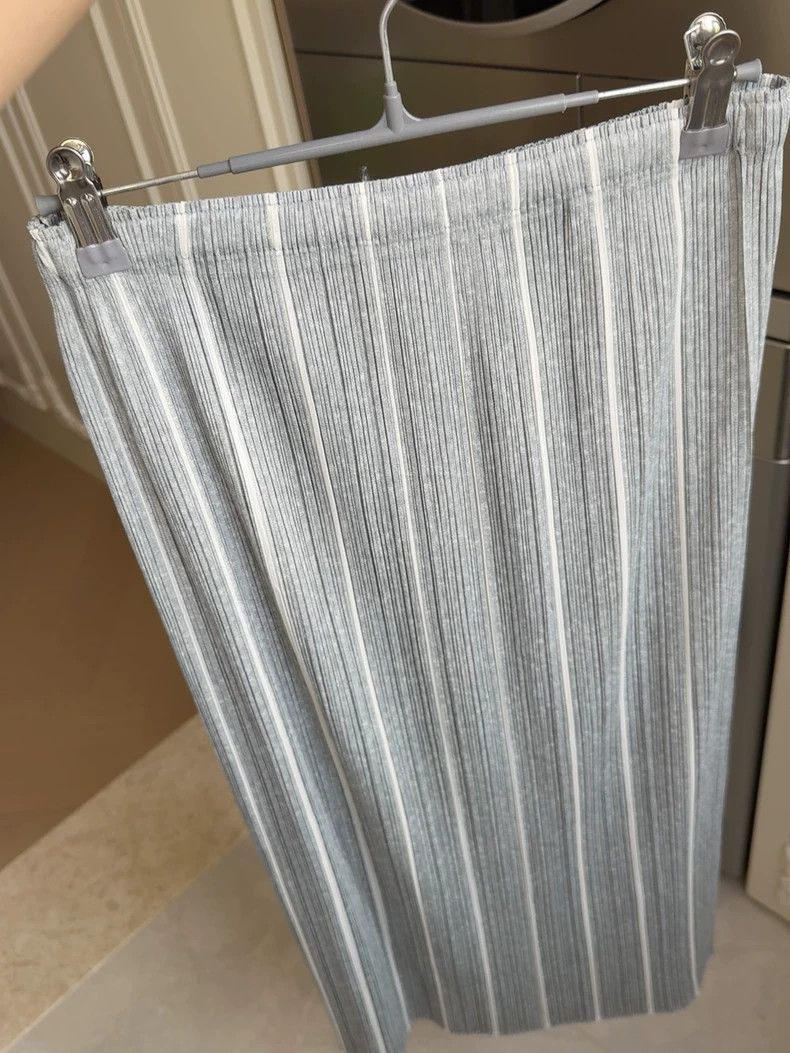 Issey Miyake Issey Miyake Pleated Stripe Skirt - dmc Size US 30 / EU 46 - 1 Thumbnail