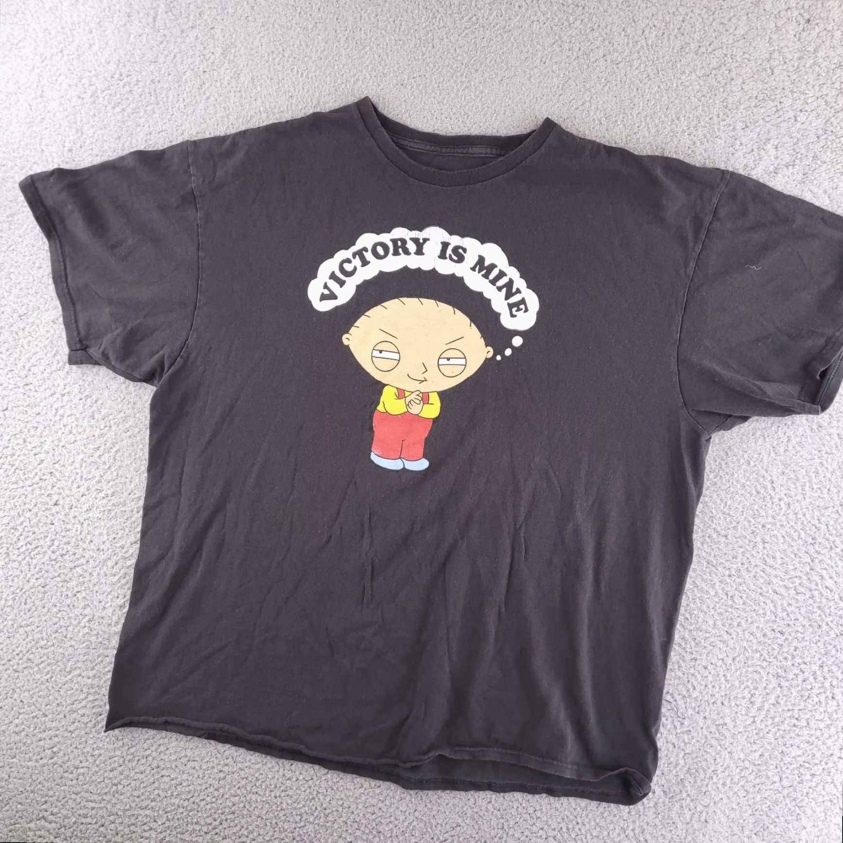 Griffin Family Guy Shirt Mens XL Black Stewie Griffin Victory Is Mine Short Sleeve Size US XL / EU 56 / 4 - 2 Thumbnail