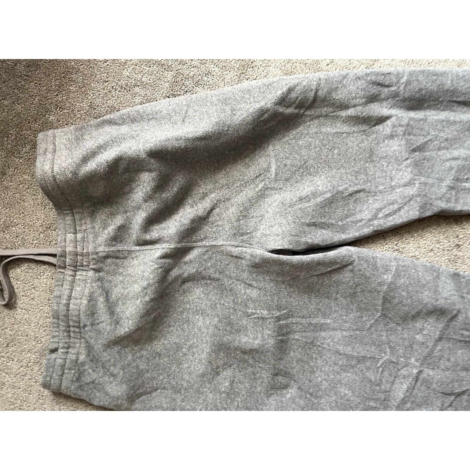 Vintage Aéropostale Men's Gray Fleece Sweatpants 1987 Graphic Size L Drawstring Sweatpants Gray Mens L New title Size US 33 - 4 Thumbnail
