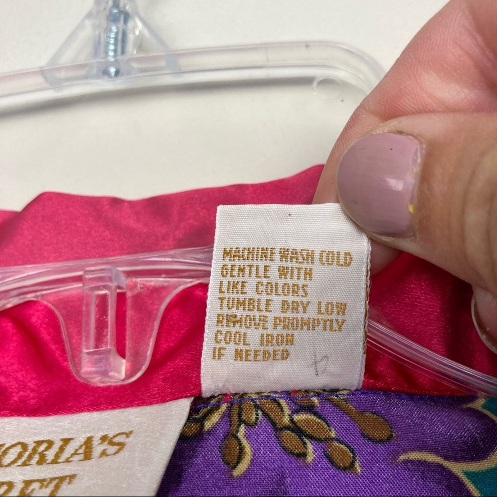 Victoria's Secret Vintage Gold Label Victoria's Secret Purple Floral Top Sz S Size S / US 4 / IT 40 - 5 Thumbnail