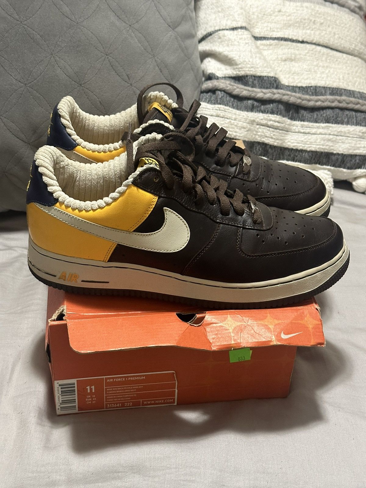 Nike Air Force 1 premium Size US 11 / EU 44 - 1 Thumbnail