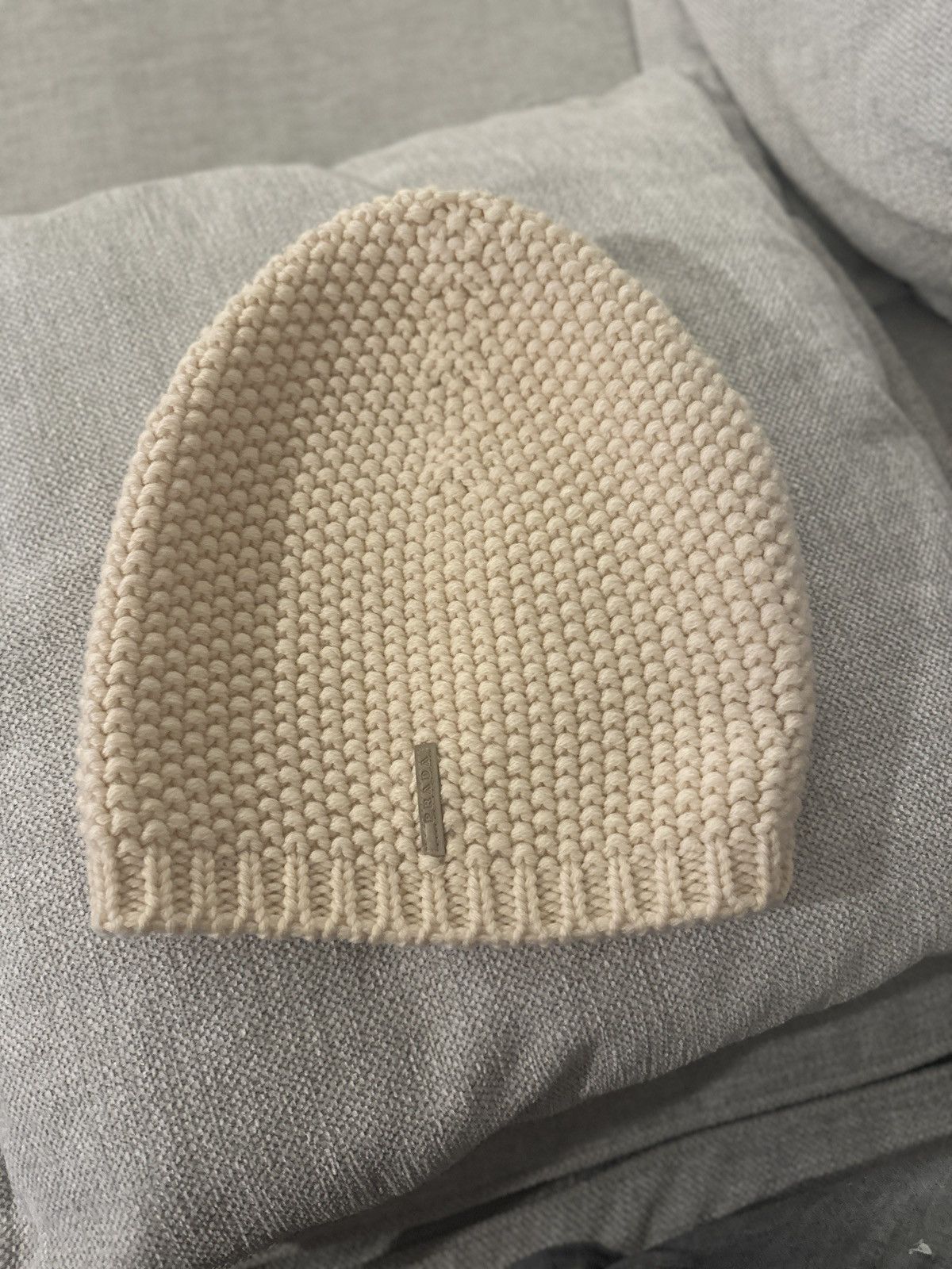 Prada Prada white wool logo hat Size ONE SIZE - 1 Thumbnail