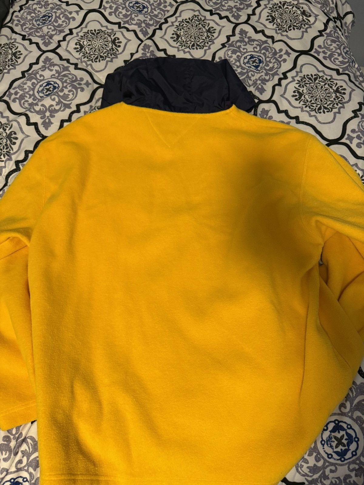 Tommy Hilfiger Vintage Tommy Hilfiger Hoodie Size US XL / EU 56 / 4 - 4 Thumbnail