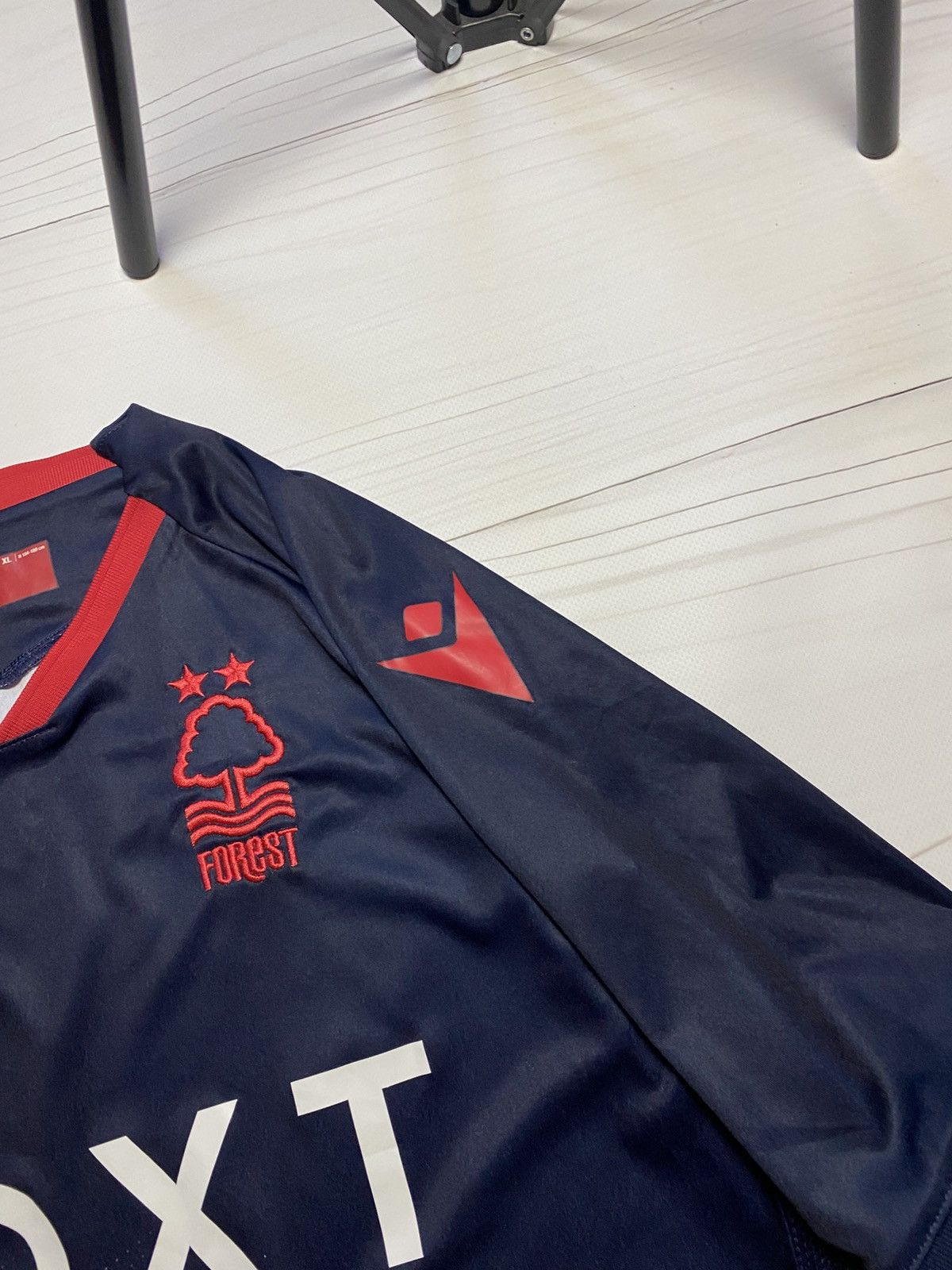 Macron Macron Nottingham Forest 2021/22 away football y2k t shirt Size US XL / EU 56 / 4 - 10 Thumbnail