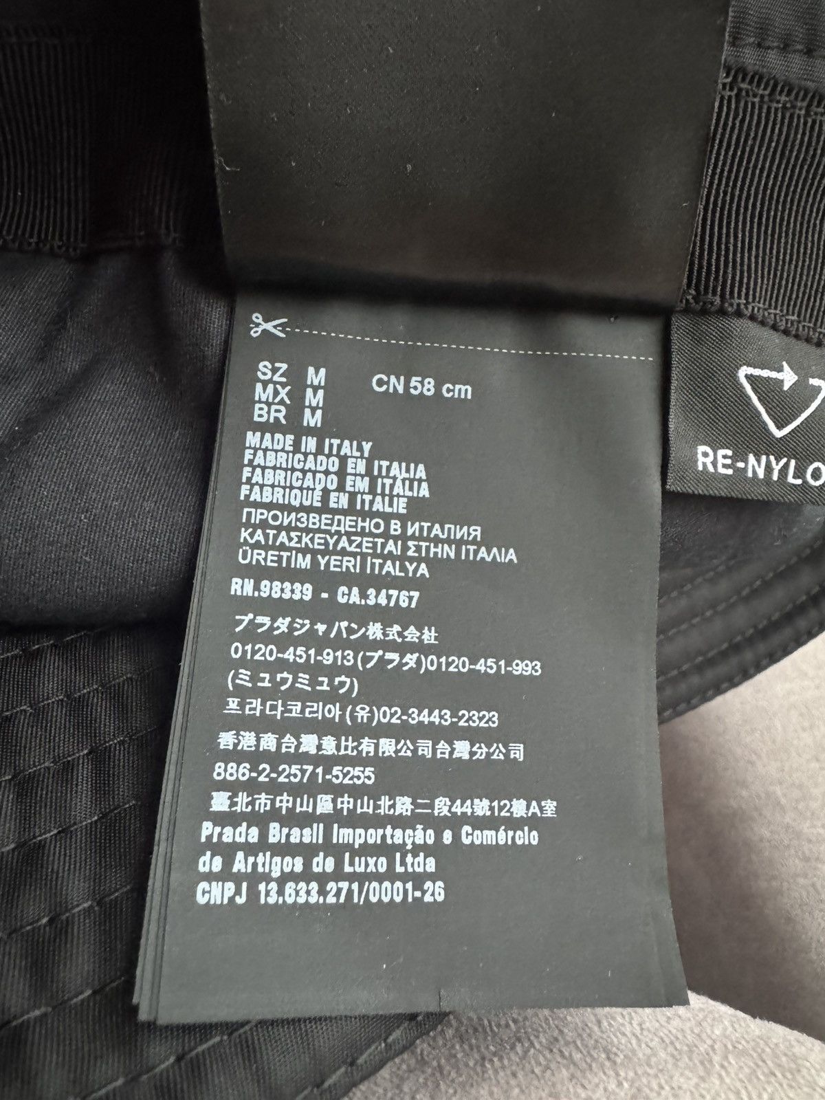 Prada PRADA bucket hat marked size M see ALL PHOTOS AND MEASURES Size ONE SIZE - 12 Thumbnail