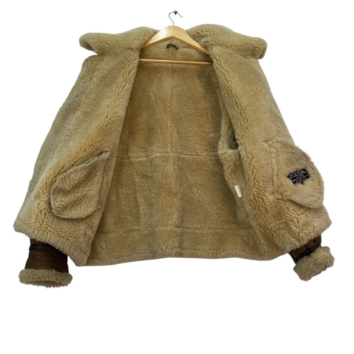 Avirex 💥Vintage Combat Clothing Co sheepskin leather flight jacket Size US M / EU 48-50 / 2 - 3 Thumbnail