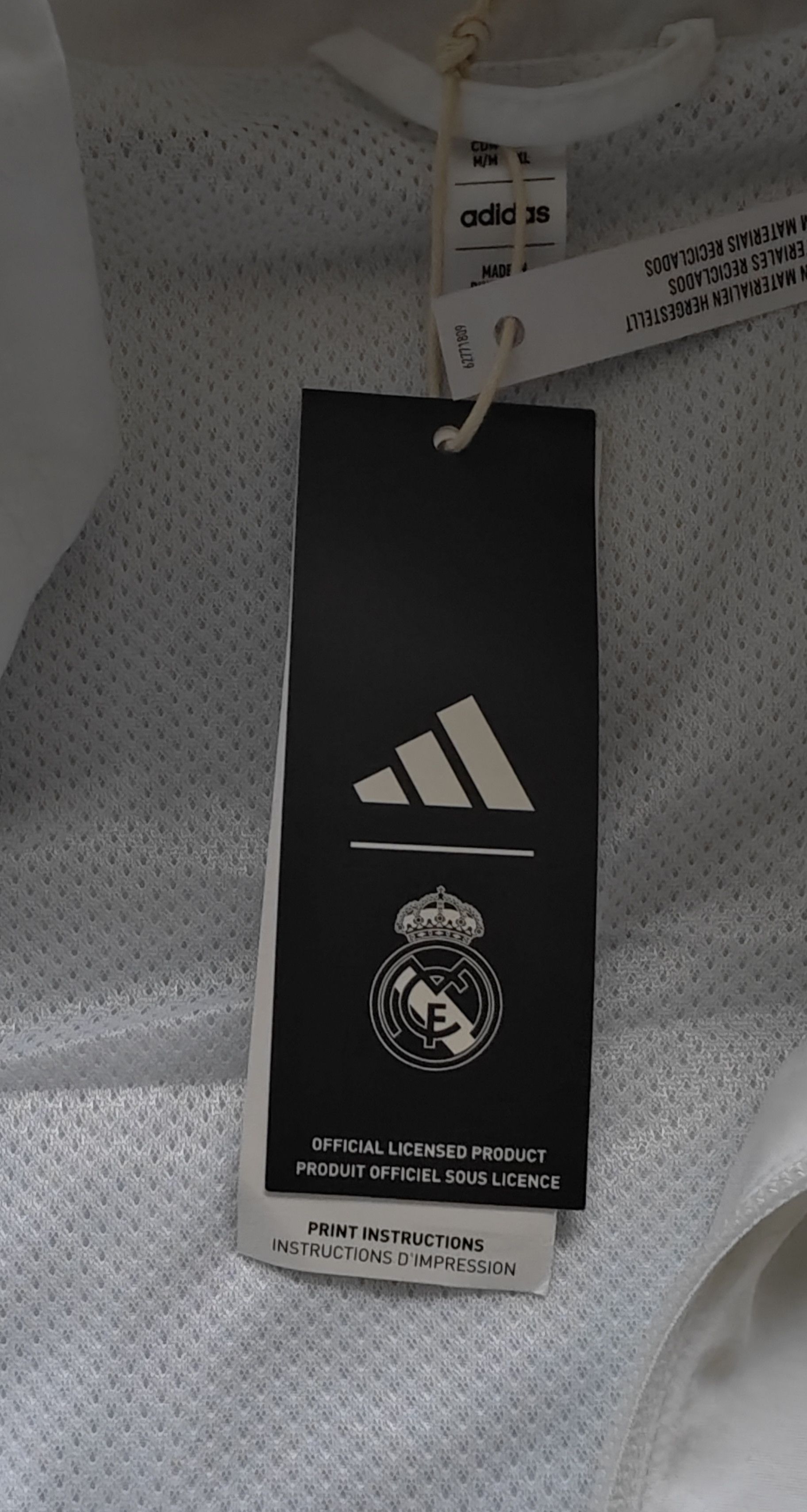 Adidas Real Madrid Training jacket Tiro Adidas IB0863 Medium new Size US M / EU 48-50 / 2 - 6 Thumbnail