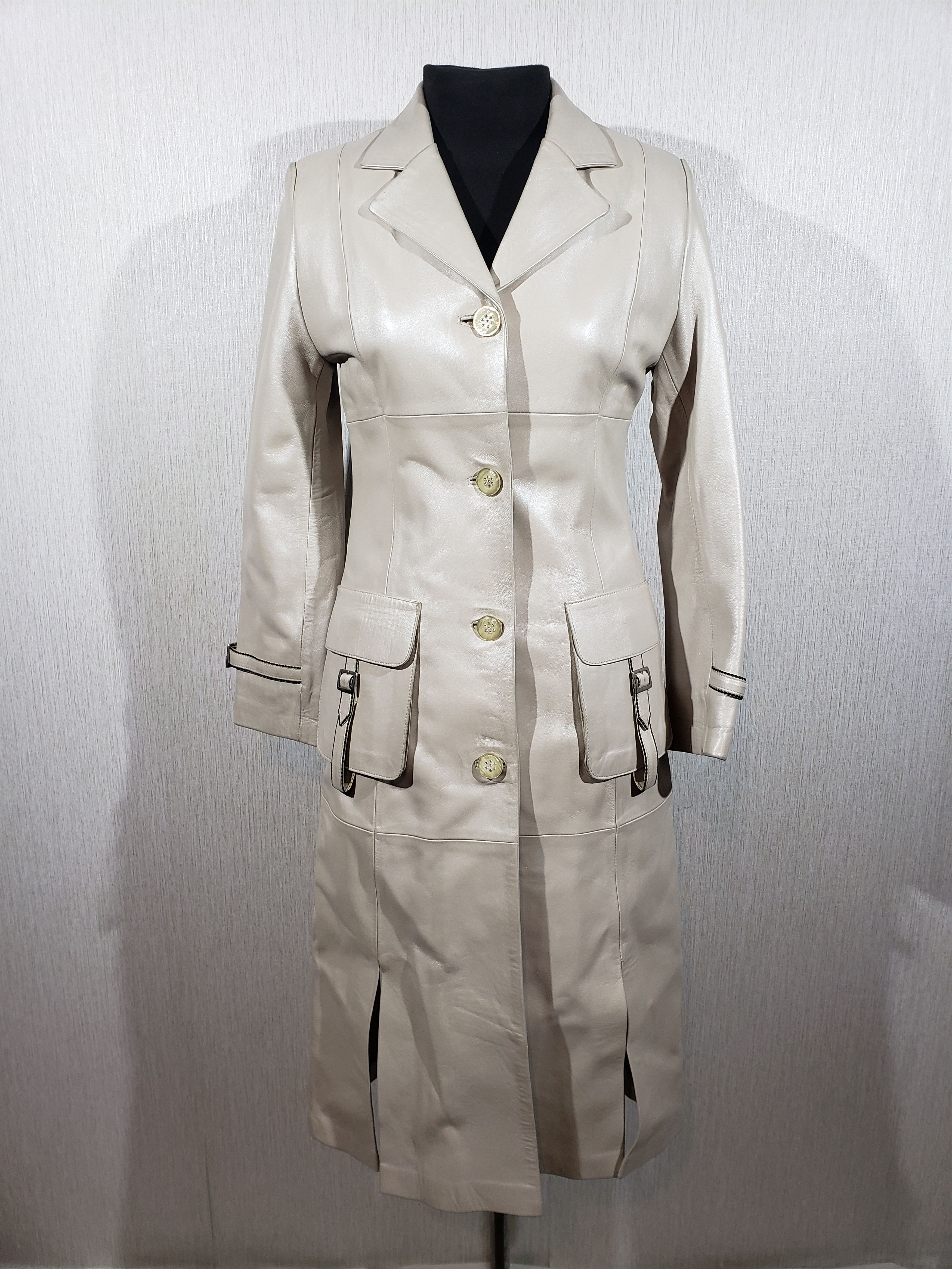 Other Elegant women's long leather jacket. Size M / US 6-8 / IT 42-44 - 1 Thumbnail