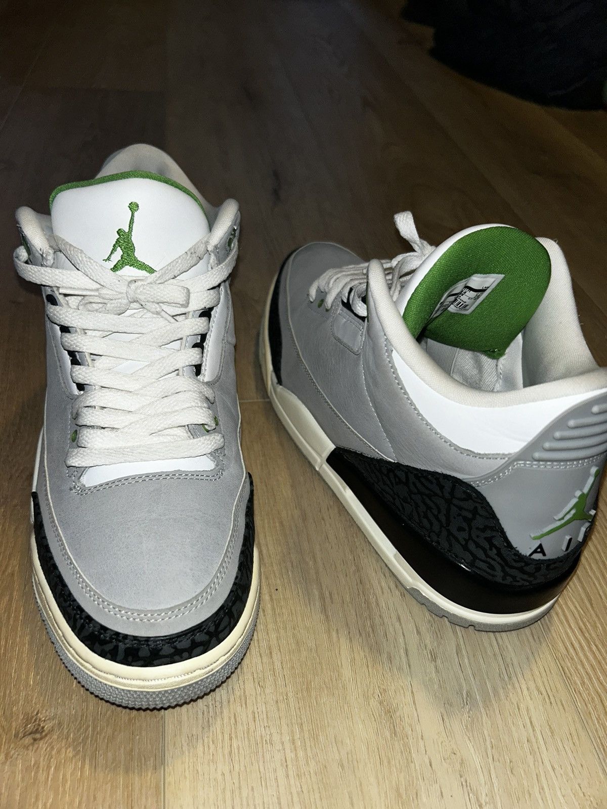 Jordan Brand Jordan 3 Retro ‘Chlorophyll’ Size US 10 / EU 43 - 3 Thumbnail
