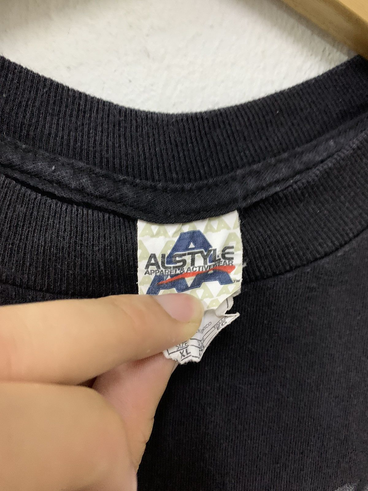 Alstyle × Vintage Distressed Women Roll Lick Smoke Blunt Weed Printed Size US XL / EU 56 / 4 - 6 Thumbnail