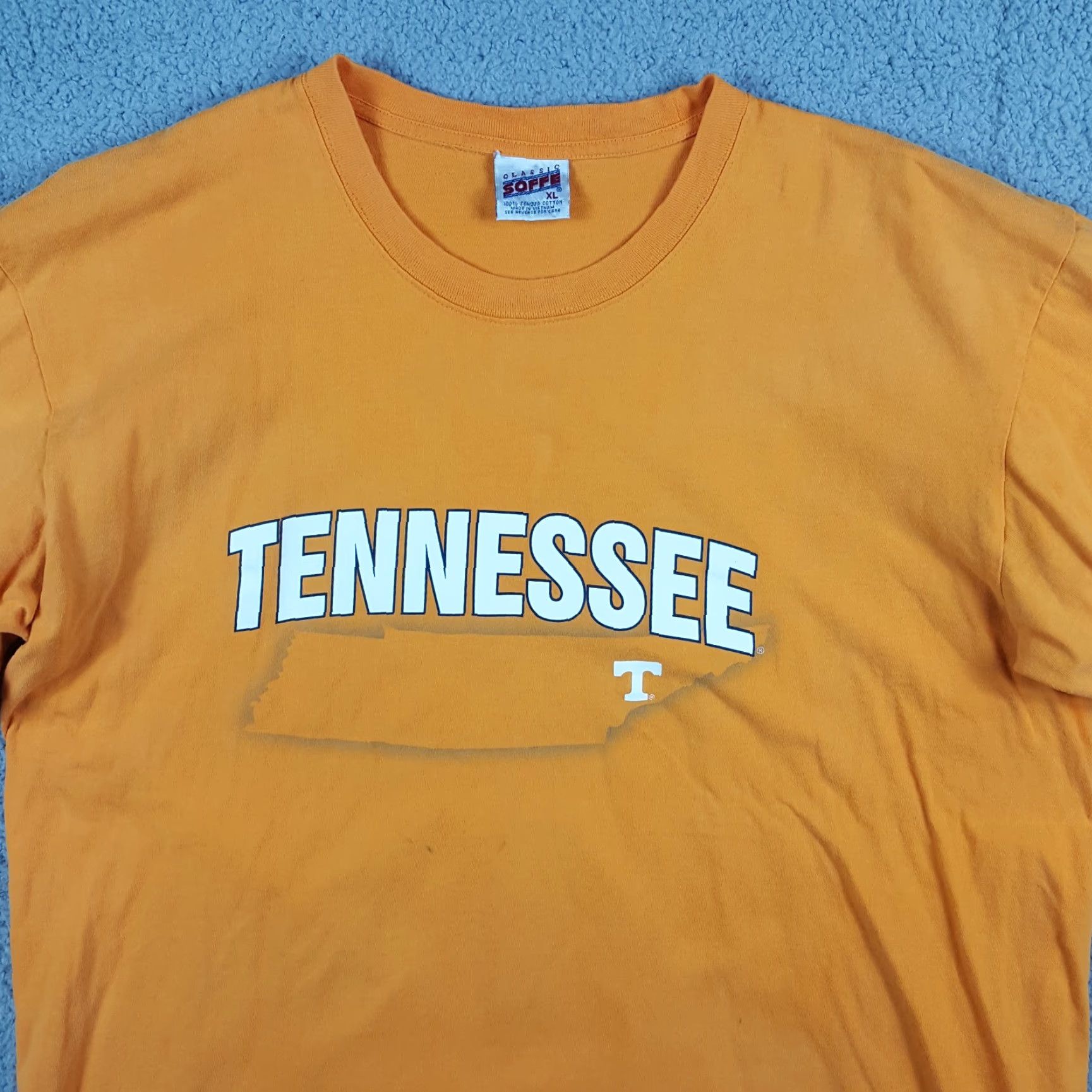 Soffe VINTAGE Soffe Tennessee Vols Basketball T-Shirt Size XL Orange Y2K NCAA Retro Mens Size US XL / EU 56 / 4 - 2 Thumbnail