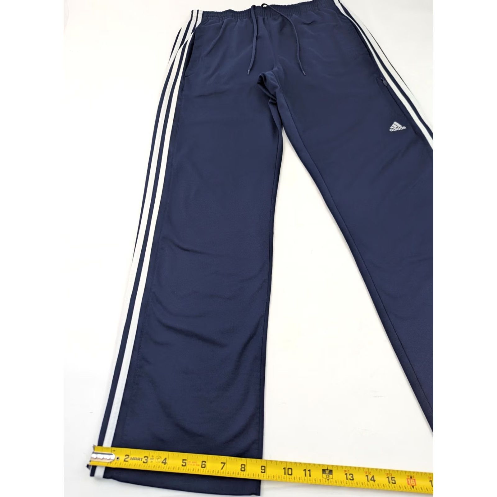 Adidas Adidas Weekender Sweatpants Men L Navy Blue 3-Stripe on Legs Pockets Elastic Waist Regular Size 30x31 Comfort Drape Casual Activewear Sweatpants Size US 33 - 2 Thumbnail