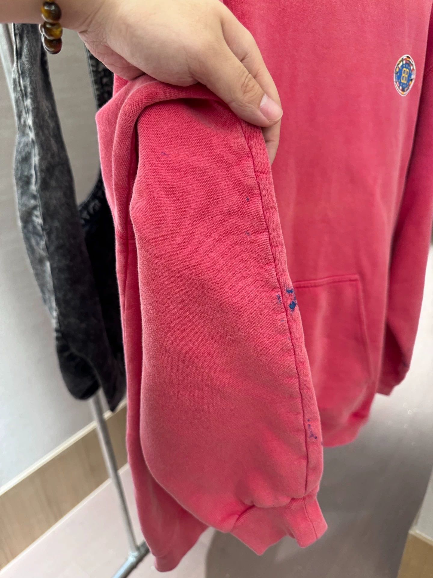 Balenciaga Balenciaga washed red sweatshirt Size XS / US 0-2 / IT 36-38 - 2 Thumbnail