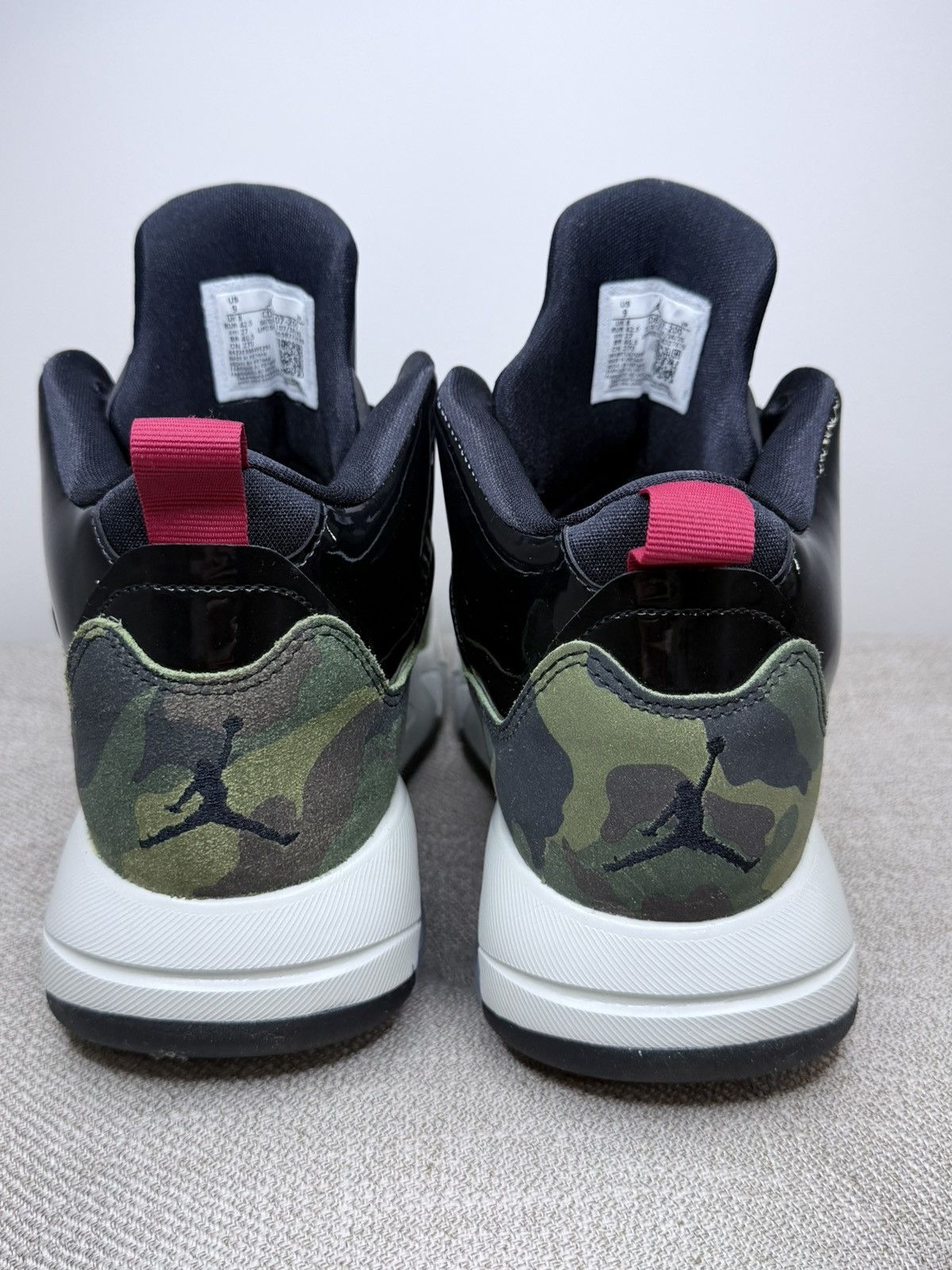 Jordan Brand Jordan Maxin 200 Men's BasketballShoes Black/CamoCD6107 200 Size US 9 / EU 42 - 5 Thumbnail
