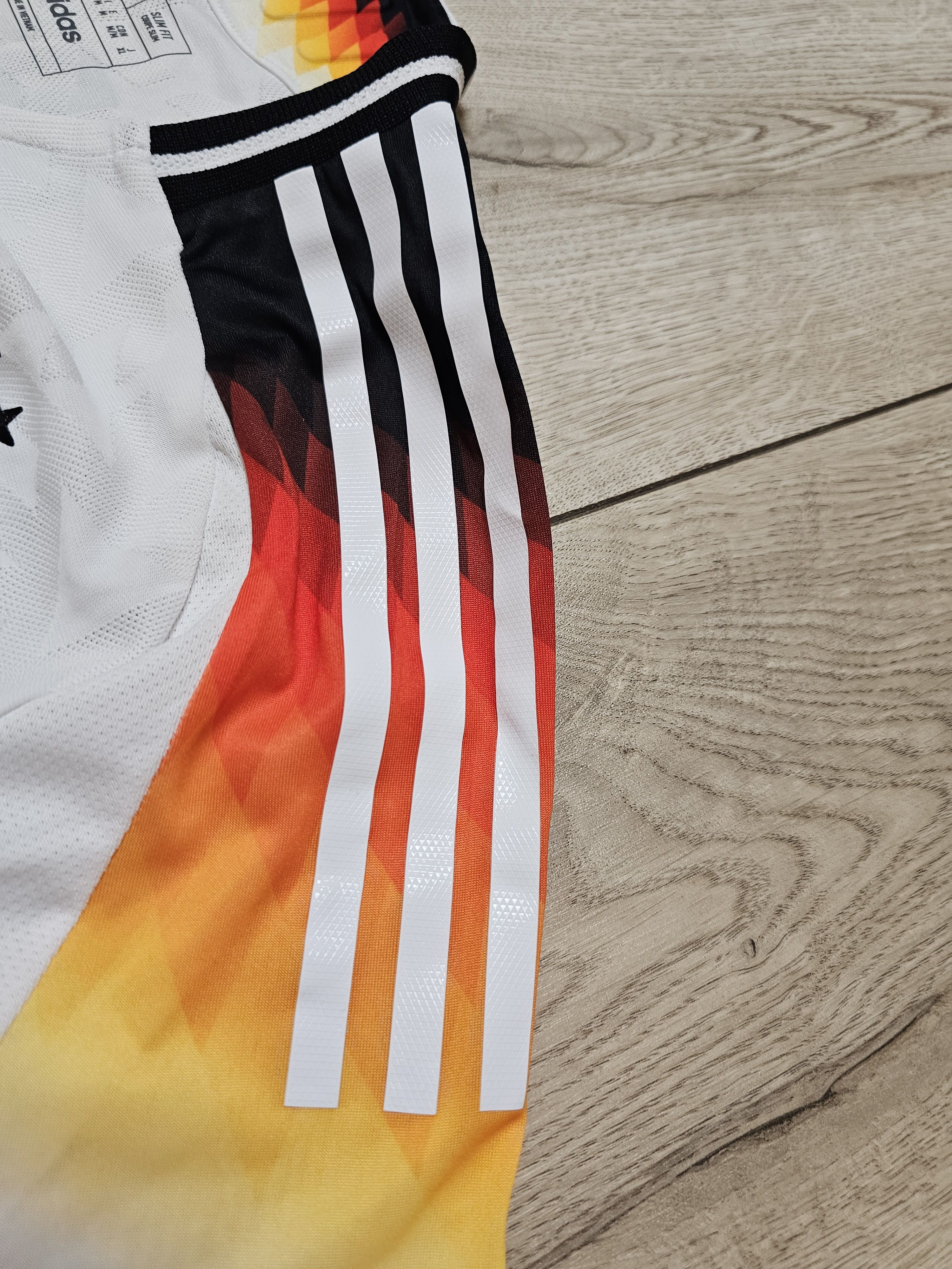 Adidas GERMANY 2024 HOME KROOS PLAYER VERSION FOOTBALL SHIRT SOCCER Size US M / EU 48-50 / 2 - 9 Thumbnail