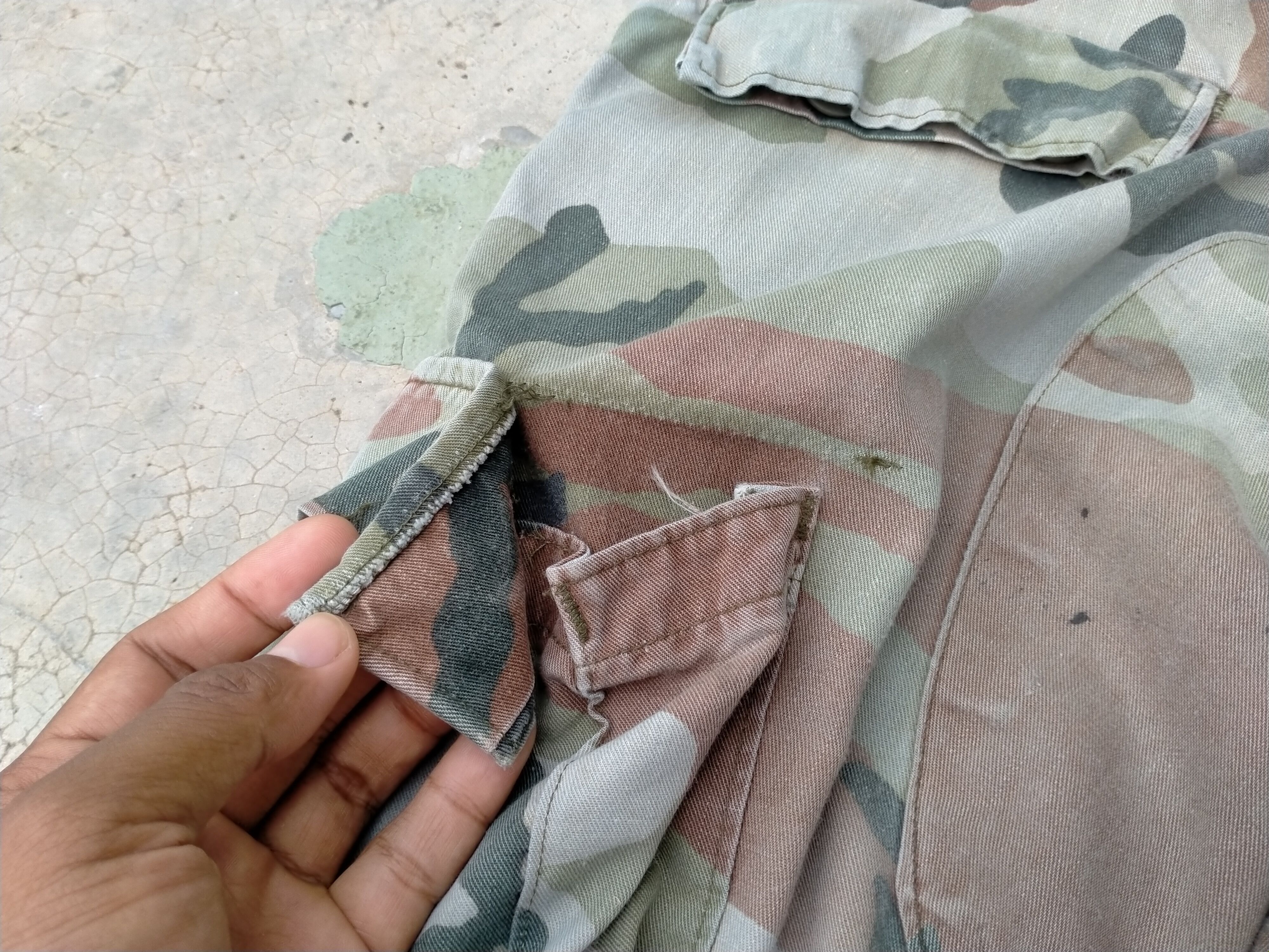 Vintage Vintage Distressed Military trousers Size US 34 / EU 50 - 16 Thumbnail