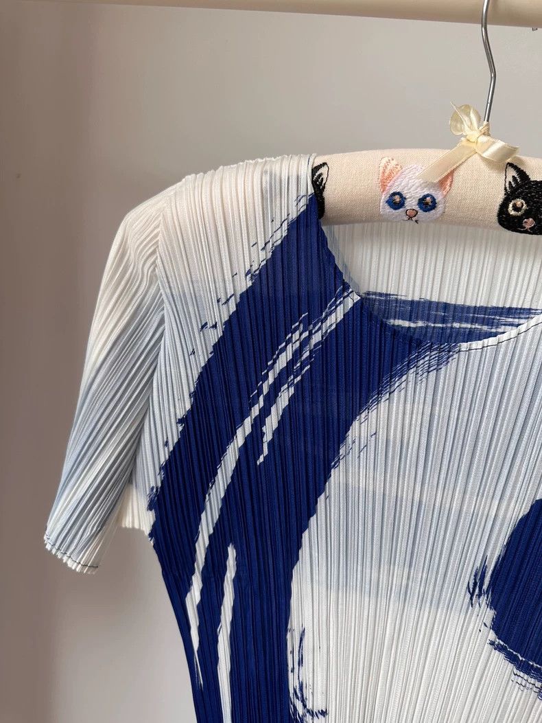 Issey Miyake Issey Miyake size:3 Blue and white pleated short-sleeved s Size XS / US 0-2 / IT 36-38 - 2 Thumbnail