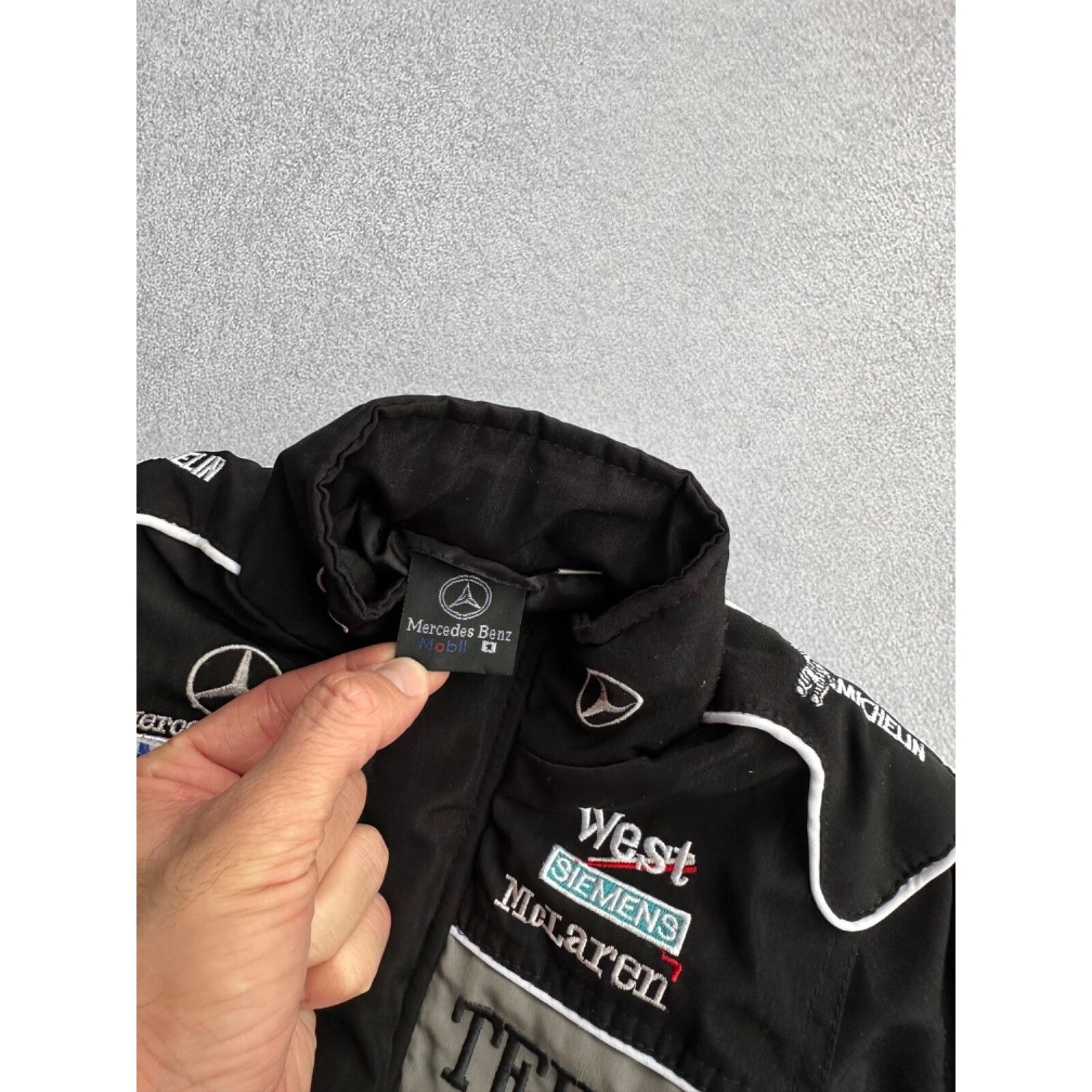Formula 1 VTG Formula 1 Racing Mercedes Warsteiner Kids Jacket Size US XXS / EU 40 - 5 Thumbnail