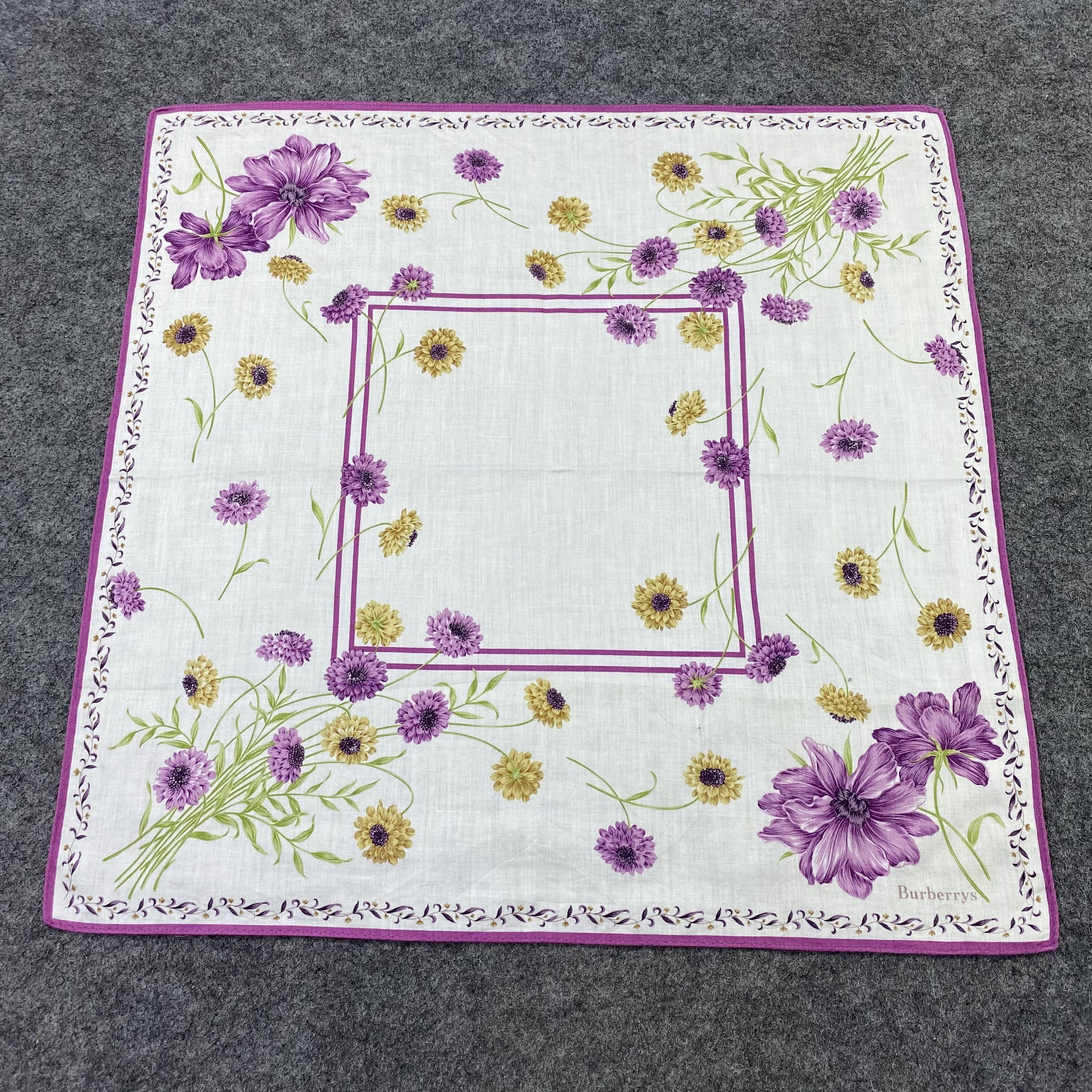 Burberry Burberry Handkerchief / Bandana / Neckerchief-B1500 Size ONE SIZE - 3 Thumbnail