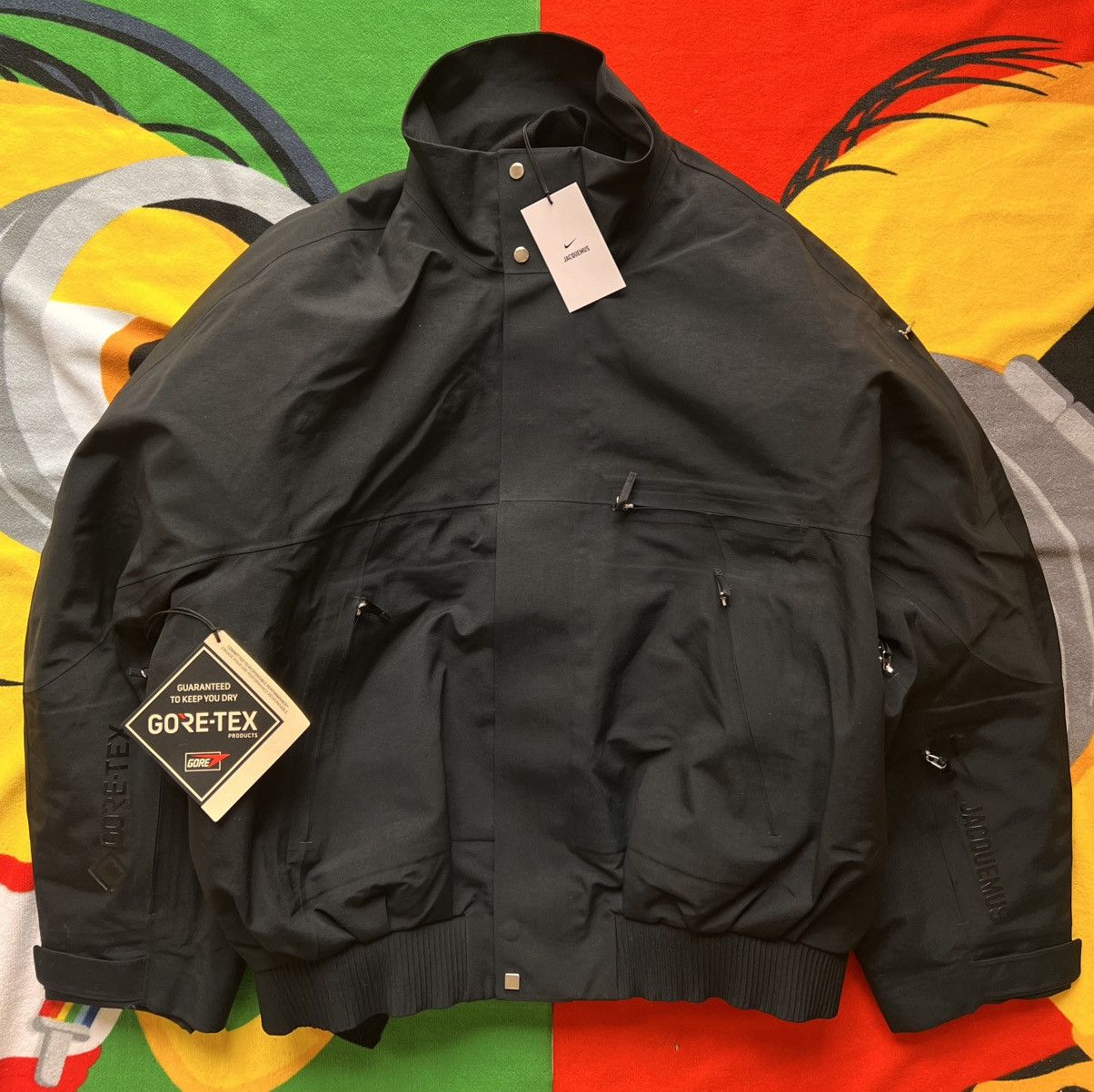 Jacquemus × Nike M Nike x Jacquemus GORE-TEX Jacket 2-in-1 Black bomber shell Size US M / EU 48-50 / 2 - 2 Thumbnail