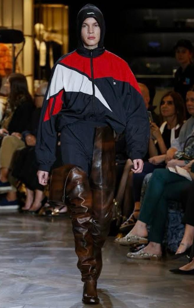 Vetements Vetements x Reebok SS17 Oversized Runway Windbreaker Size US S / EU 44-46 / 1 - 2 Thumbnail