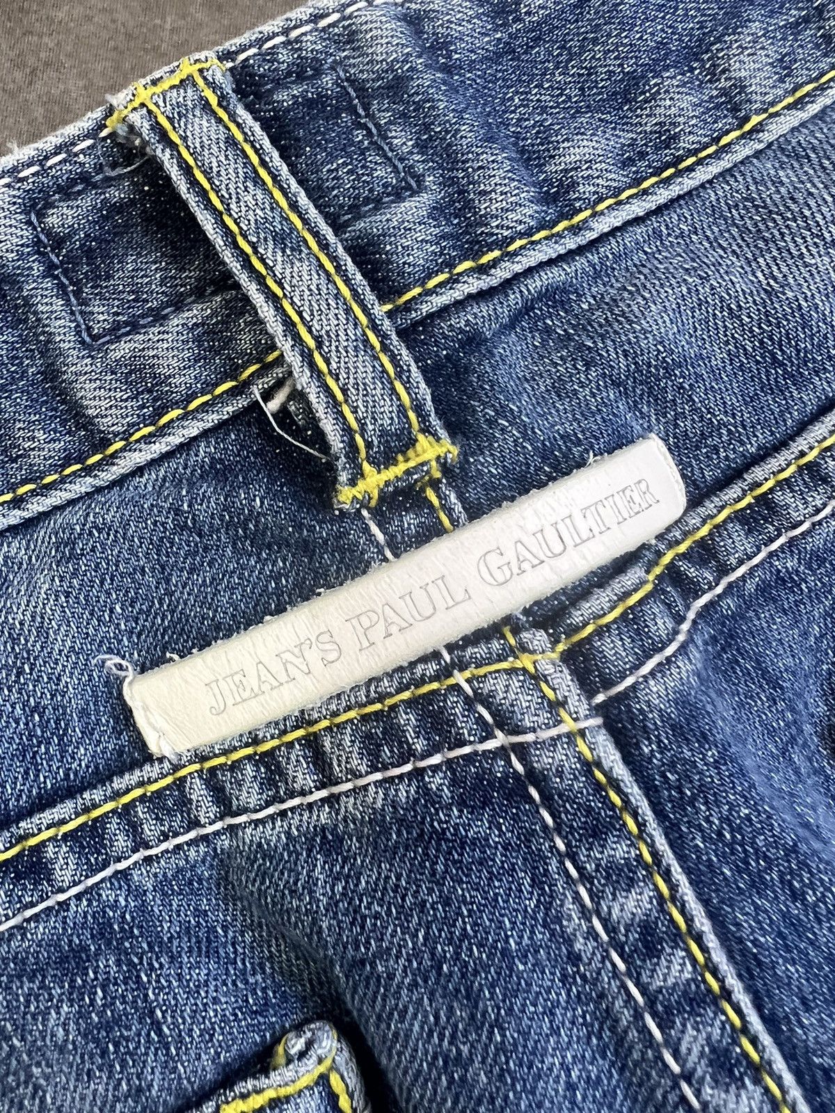 Jean Paul Gaultier × Vintage Y2K Vintage Jean Paul Gaultier Distressed Mini Shorts Low Size 27" / US 4 / IT 40 - 4 Thumbnail
