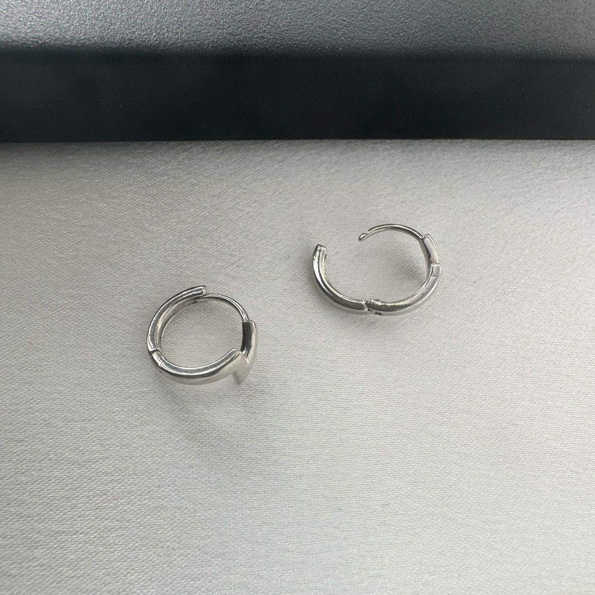 Other Small Lightning Hoop Earrings for Men Women Unisex Style Size ONE SIZE - 3 Thumbnail