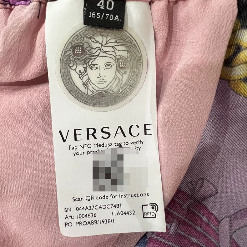 Versace Versace Elasticated waist colorful print casual shorts Size US 40 / EU 56 - 4 Thumbnail