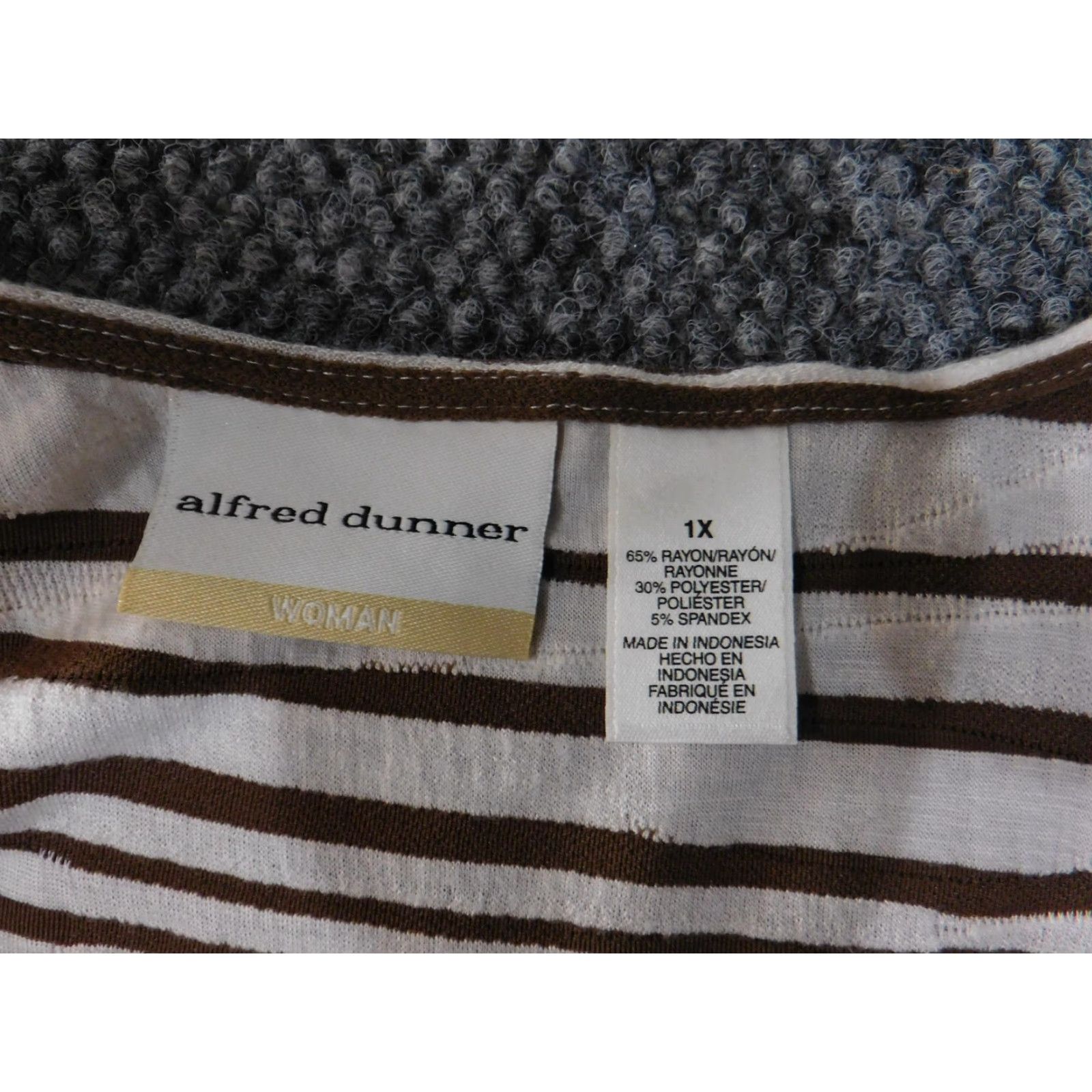 Vintage Alfred Dunner Shirt Womens 1X Beaded Neckline Short Sleeve Striped Brown White Jersey Knit - Scoop Neck Size XL / US 12-14 / IT 48-50 - 6 Thumbnail