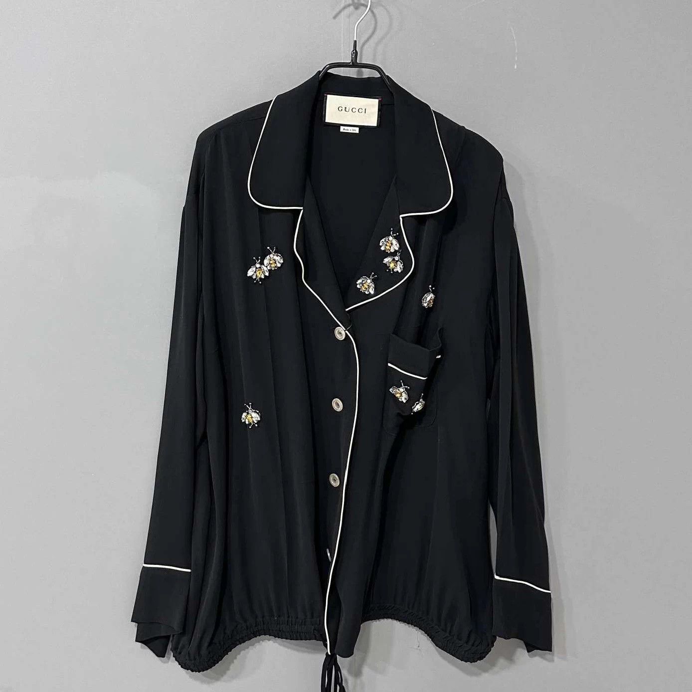 Gucci GUCCI silk bee shirt 44 99 new Size L / US 10 / IT 46 - 1 Thumbnail