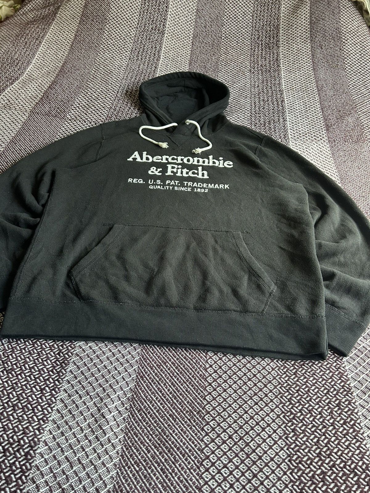 Vintage Vintage Abercrombie Fitch Hoodie Big Logo Boxy Fit Size M Size US M / EU 48-50 / 2 - 3 Thumbnail
