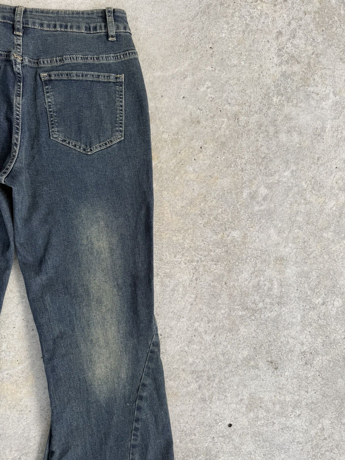 Le Grande Bleu (L.G.B.) Japanese Romwe Flared Jeans style Chrome Heart Size US 28 / EU 44 - 10 Thumbnail