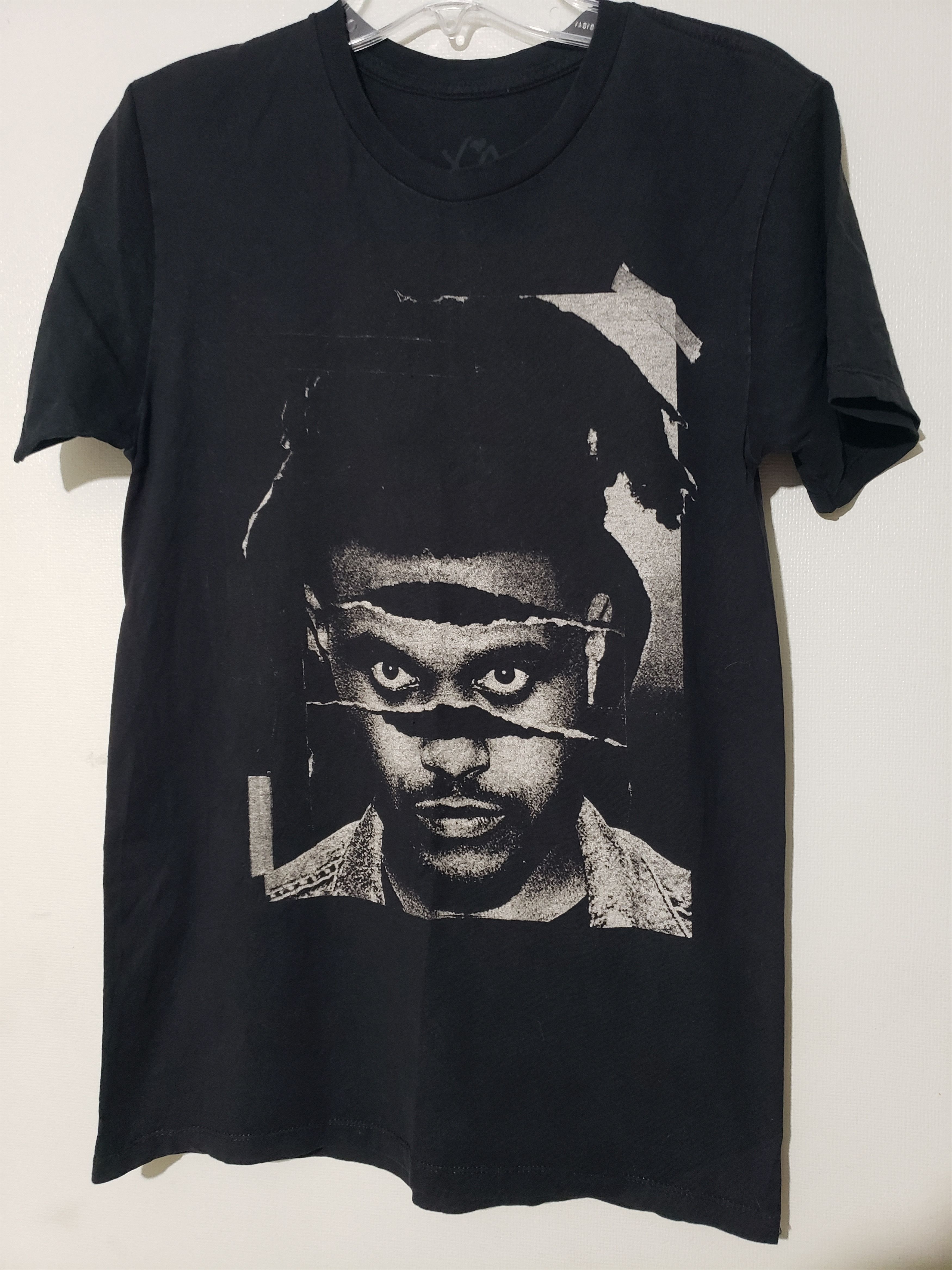 The Weeknd × XO The weeknd Tee "The Madness Fall Tour 2015" Size US S / EU 44-46 / 1 - 1 Thumbnail