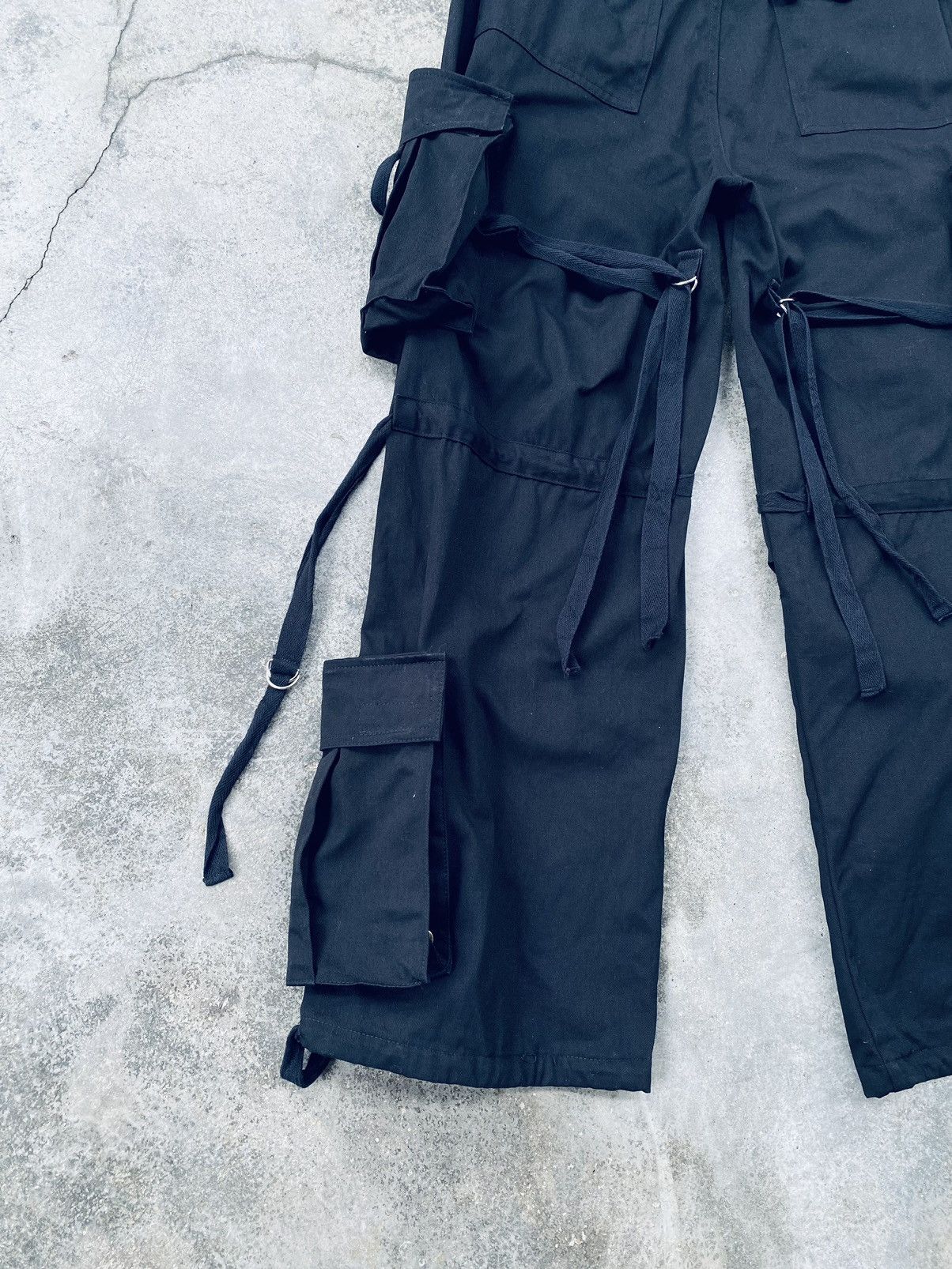 Japanese Brand Vintage Black Barcara Bondage Cargo Pants Size US 34 / EU 50 - 8 Thumbnail