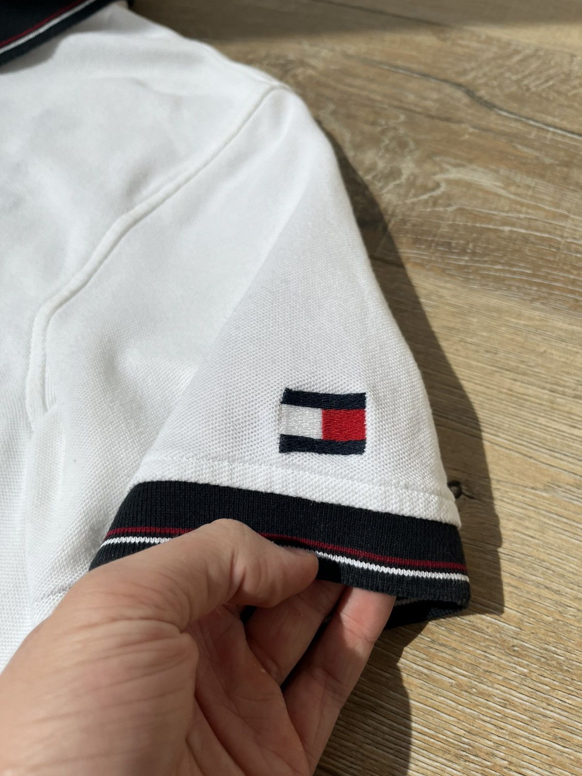 Tommy Hilfiger VINTAGE TOMMY HILFIGER CHIEF KEEF JAPANESE POLO Size US L / EU 52-54 / 3 - 8 Thumbnail